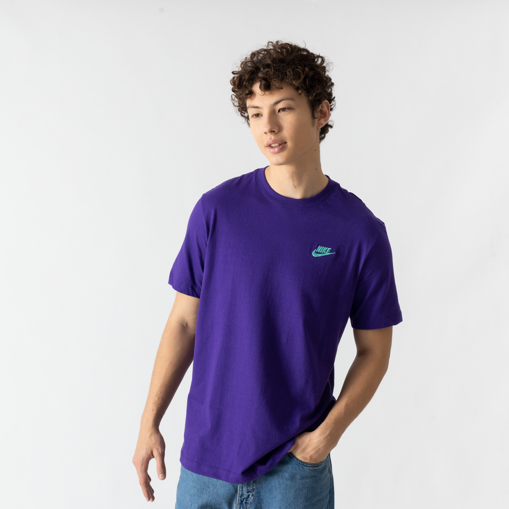 purple nike shirt