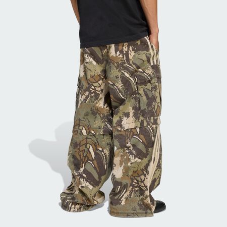 ADIDAS ORIGINALS Zip-off Cargo Pants Multicolor / Orbit Green MEN
