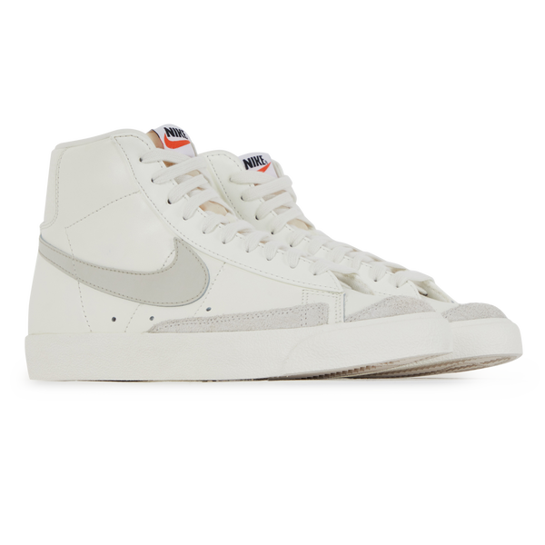Nike blazer mujer beige sales