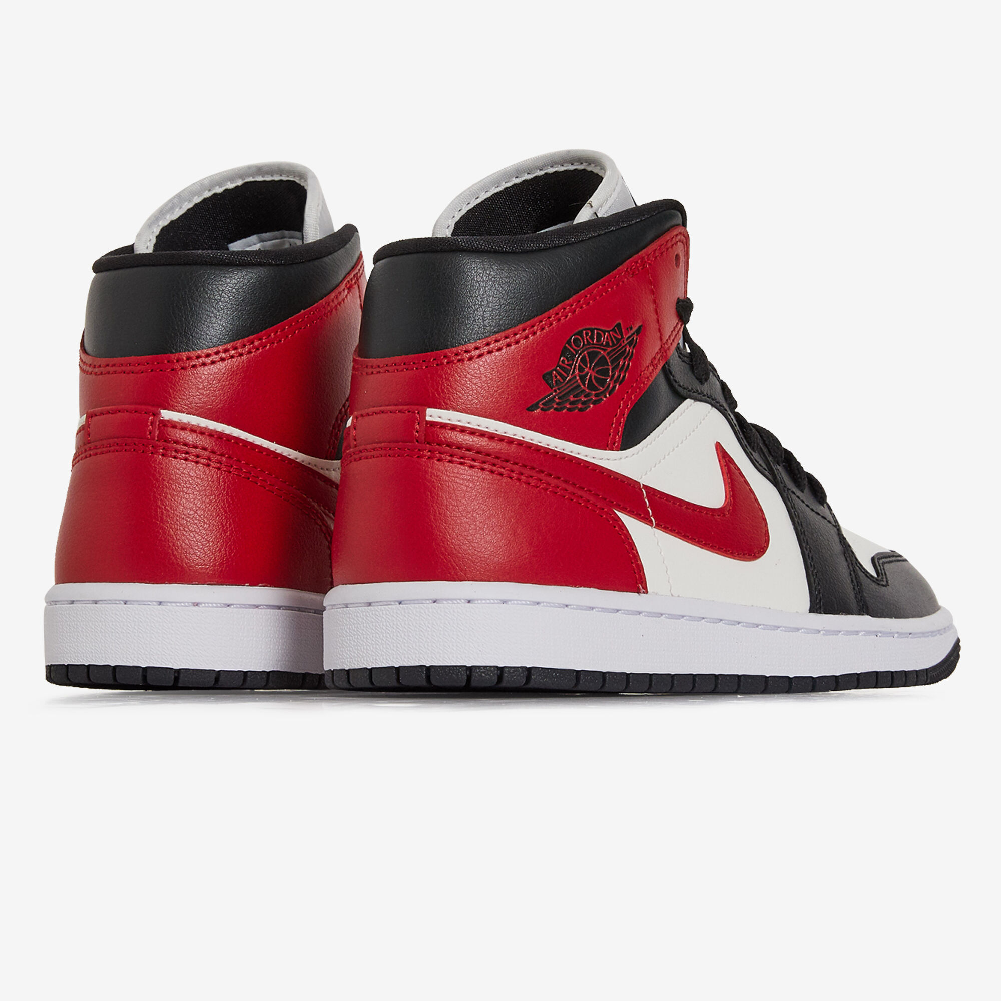 JORDAN AIR JORDAN 1 MID BLACK TOE SNEAKERS FEMME BLANC ROUGE LACETS Courir