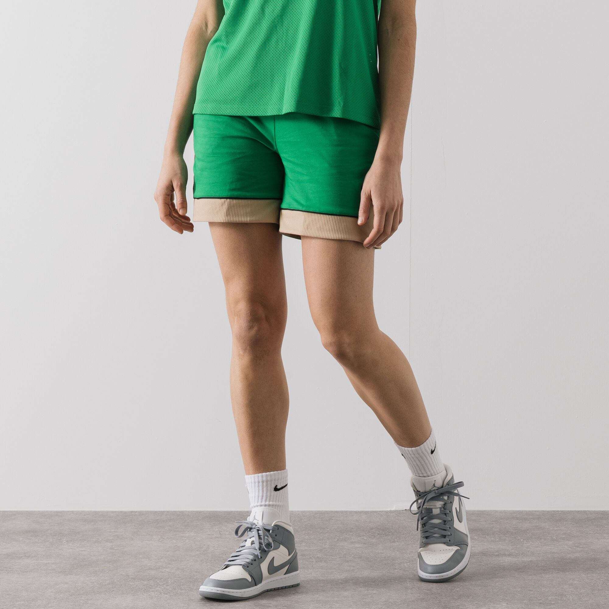JORDAN SHORT DMND ESSENTIAL VERT NOIR SHORT FEMME Courir