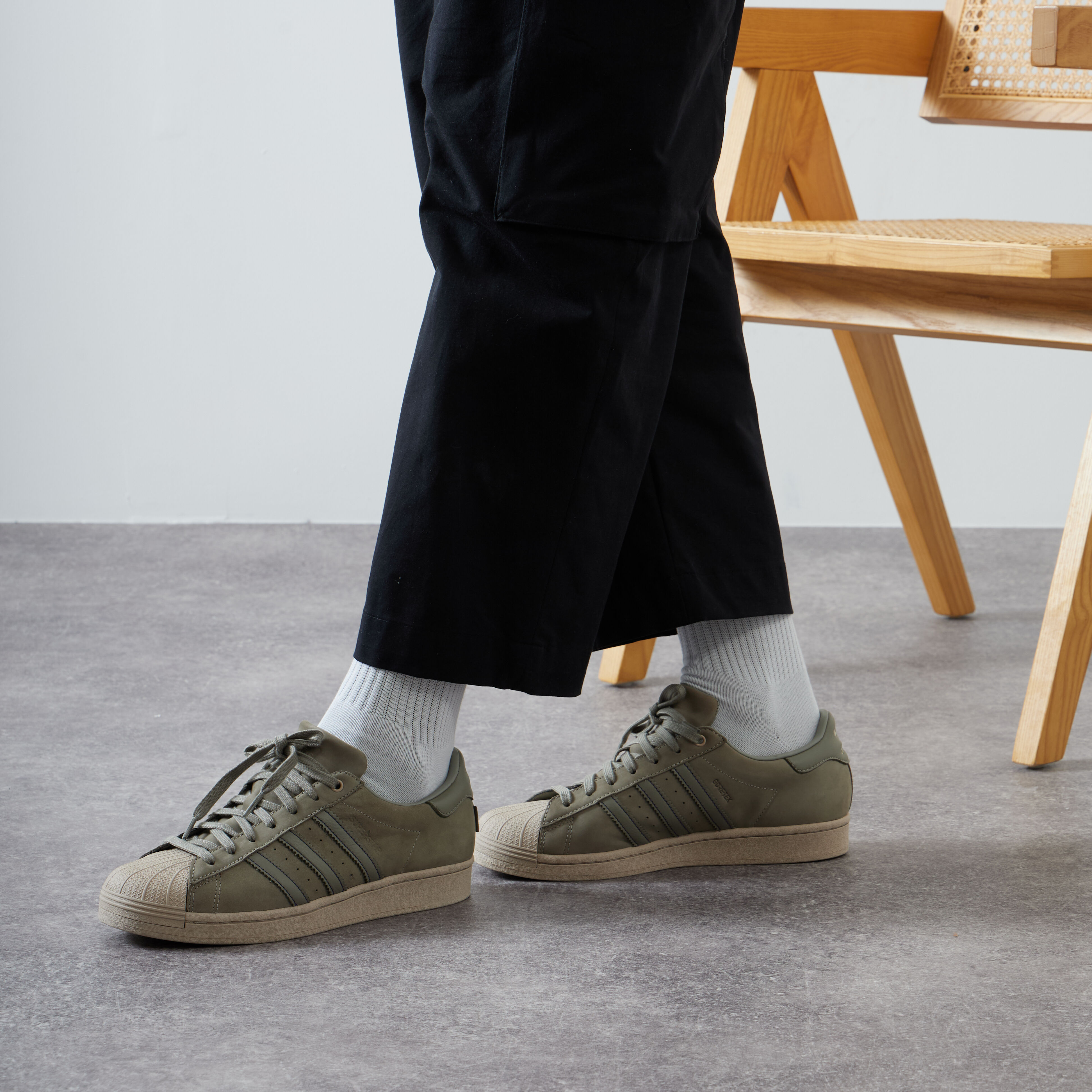 Superstar adidas kaki hotsell