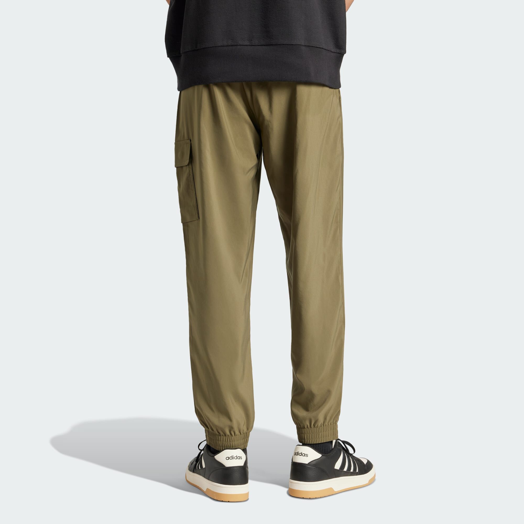 ADIDAS ORIGINALS Essentials Small Logo Cargo Pants Olive