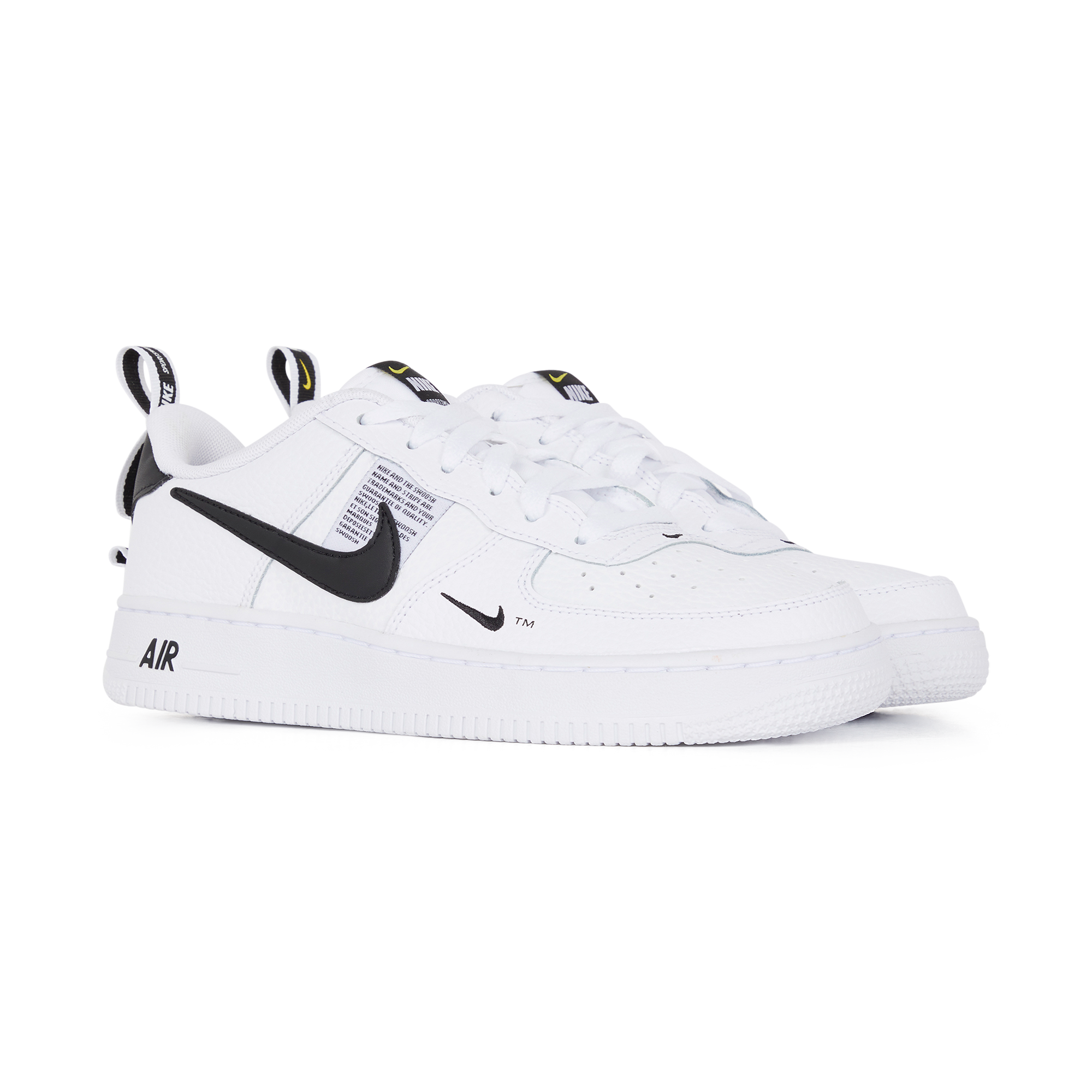 air force 1 low utility blanche Cinosural International School