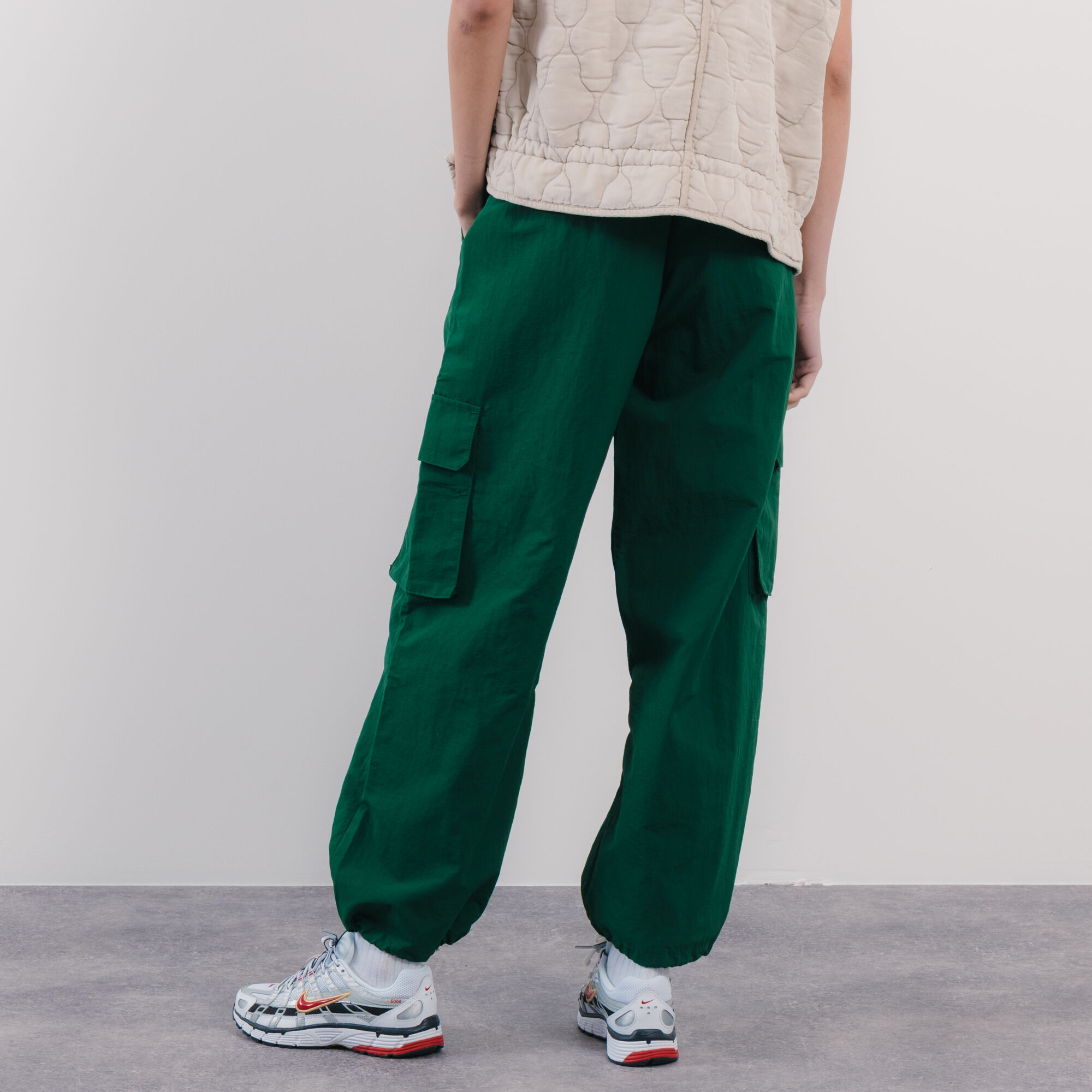 LEVIS GOLD TAB CARGO PANTS GREEN WHITE TROUSERS WOMEN Courir