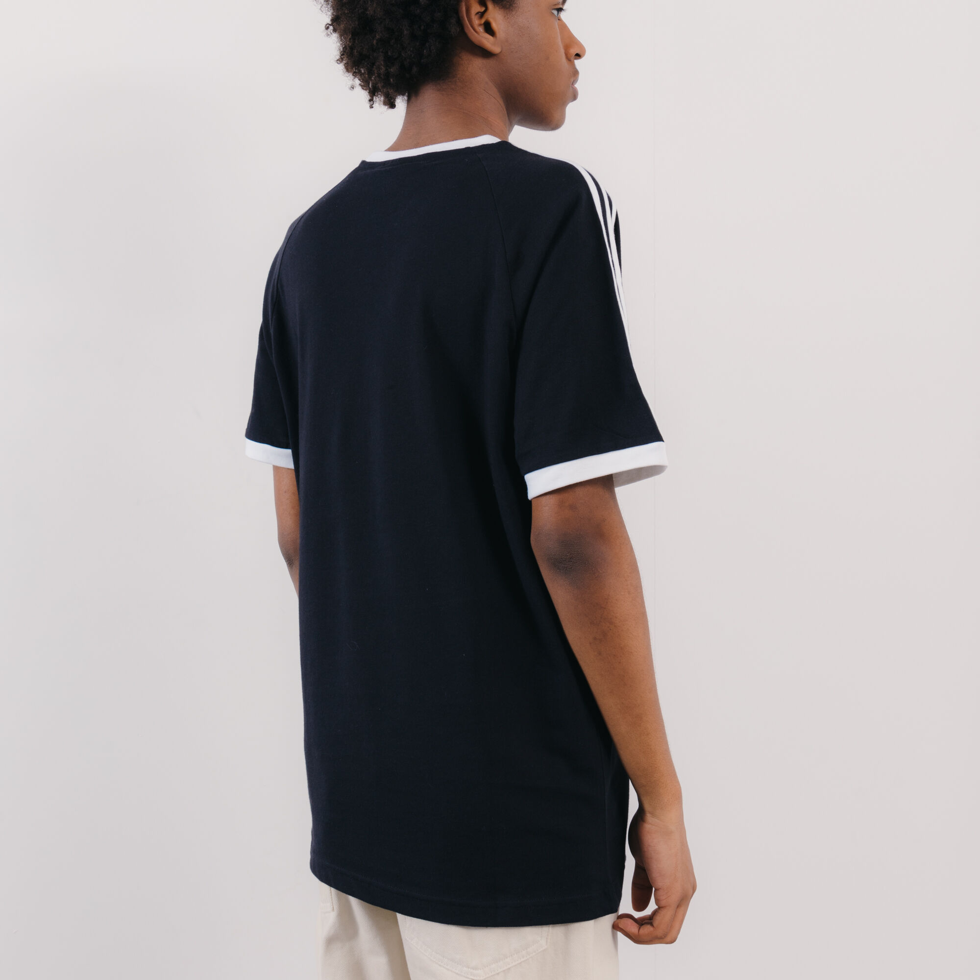 Adidas trefoil 3 stripes t shirt in black store
