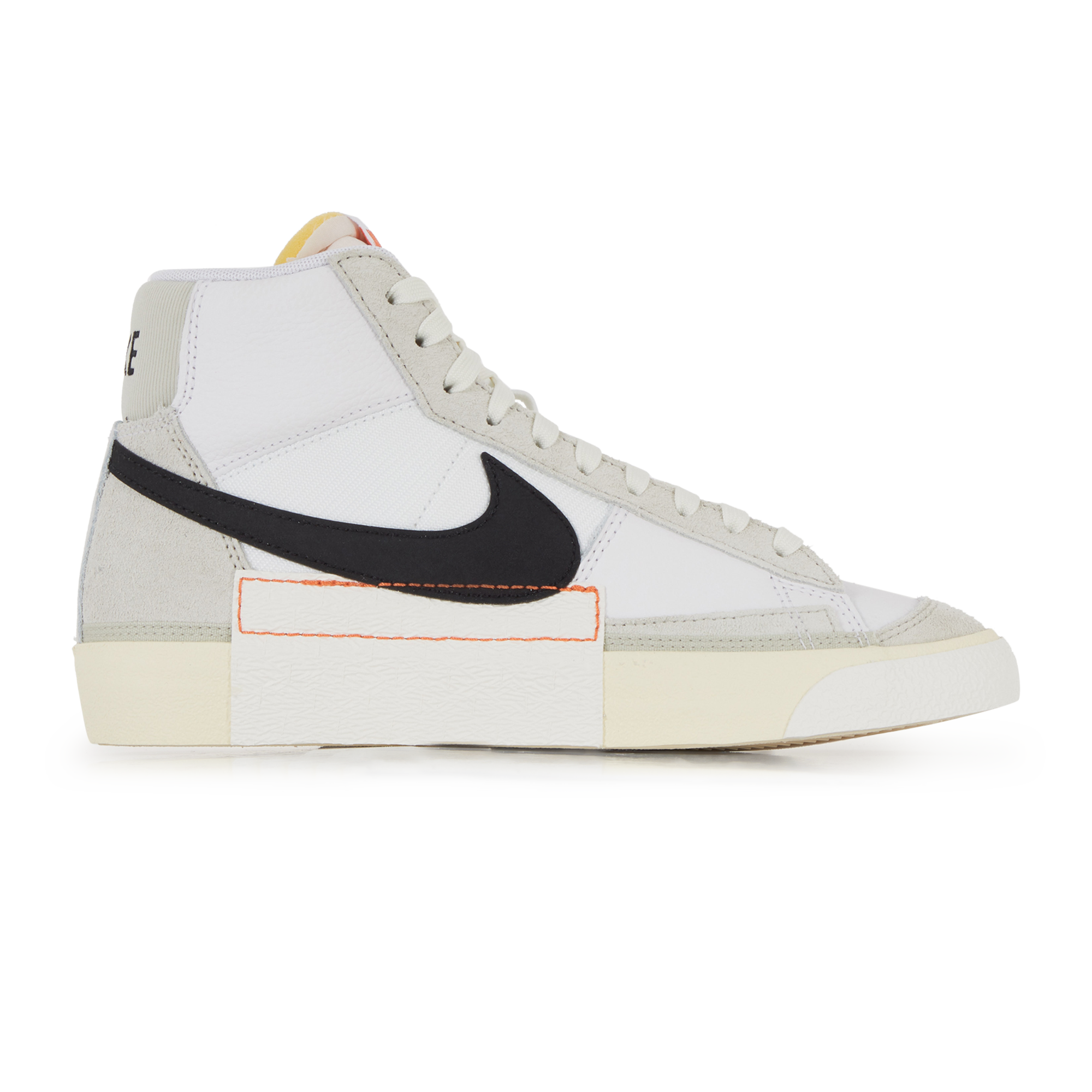 nike blazer mid 77 vintage footlocker