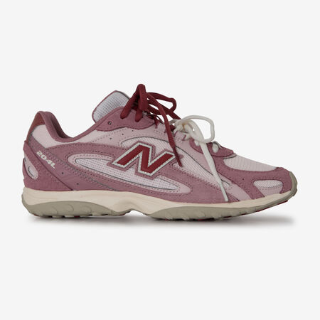 NEW BALANCE 204 204 ROSE/BLANC FEMME