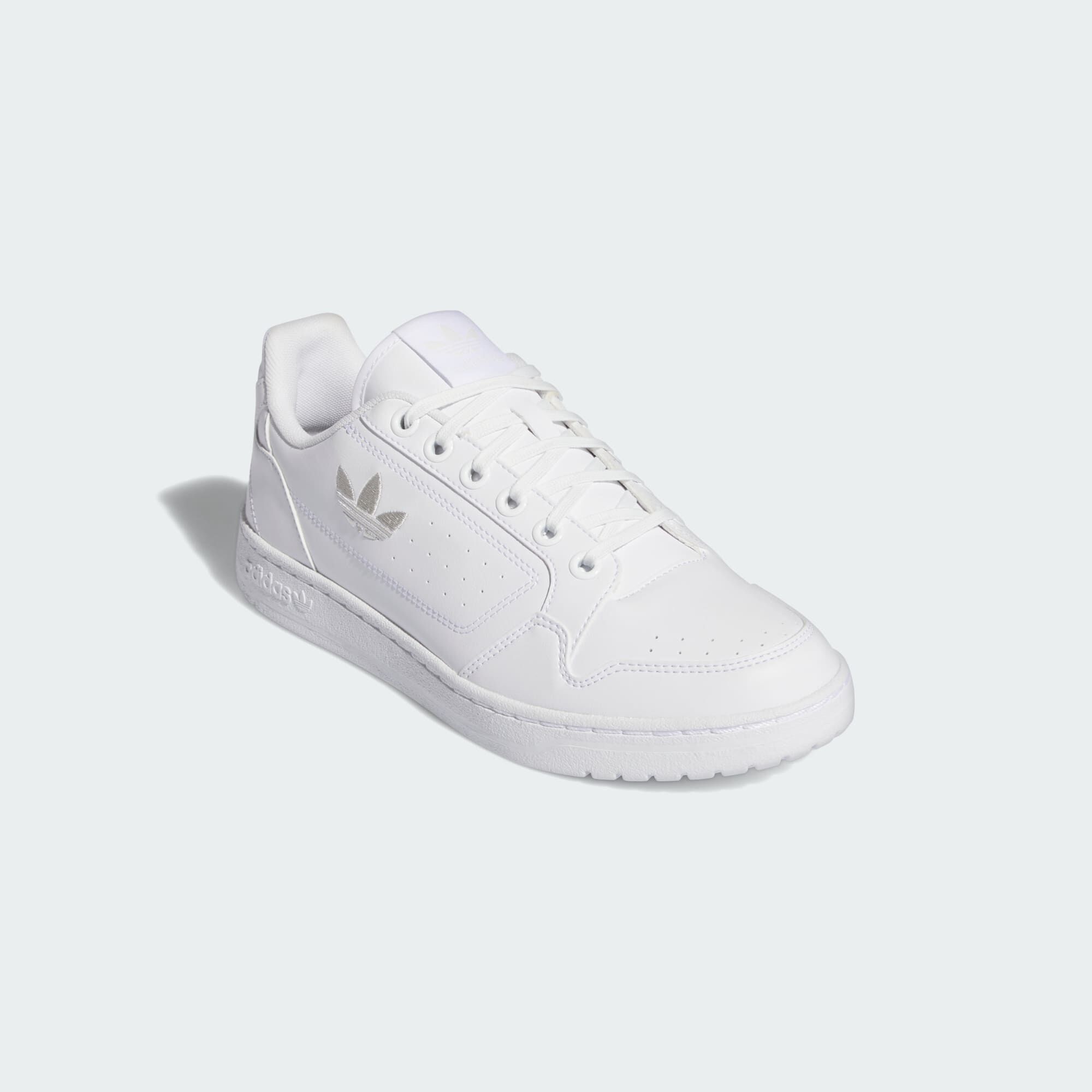 大人気◆AdidasORIGINALS◆NY 90 eyJidWNrZXQiOiJic3RuLWltYWdlLX
