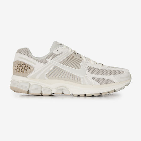 NIKE zoom vomero ZOOM VOMERO 5 BEIGE MEN