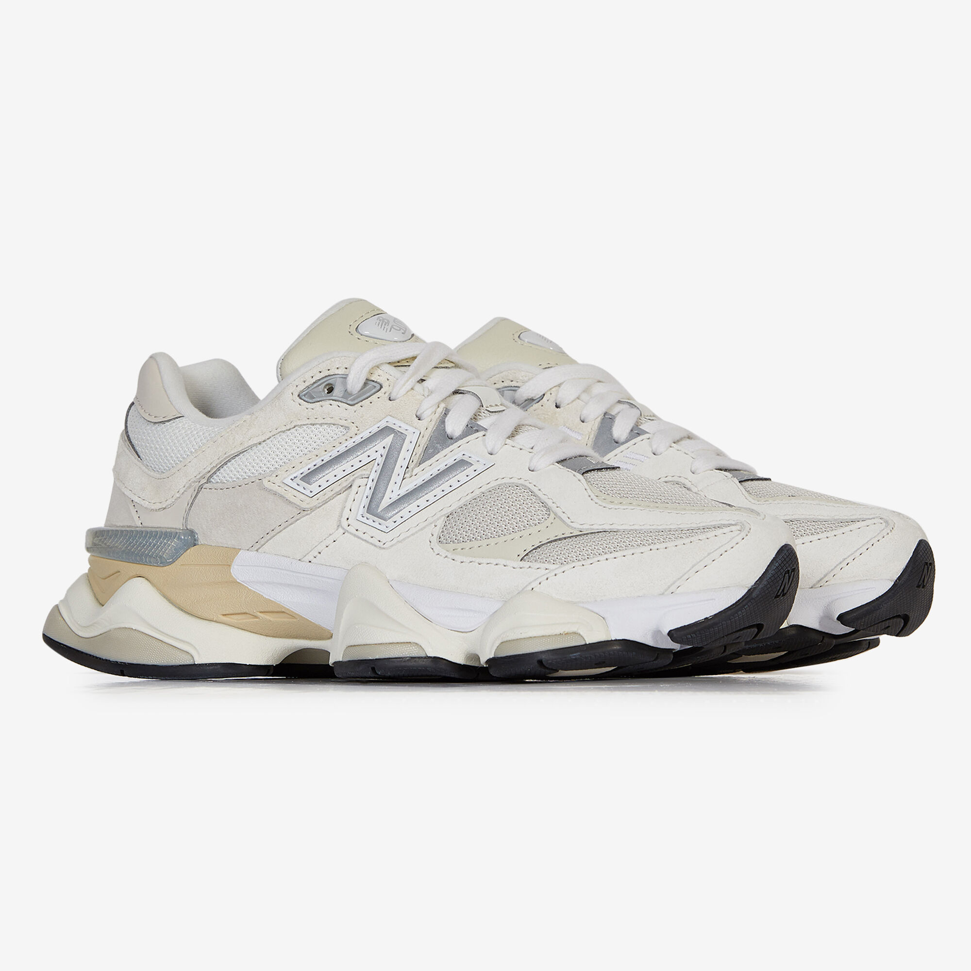Nouvelles baskets NEW BALANCE 2024 dernieres sorties de sneakers et chaussures Courir
