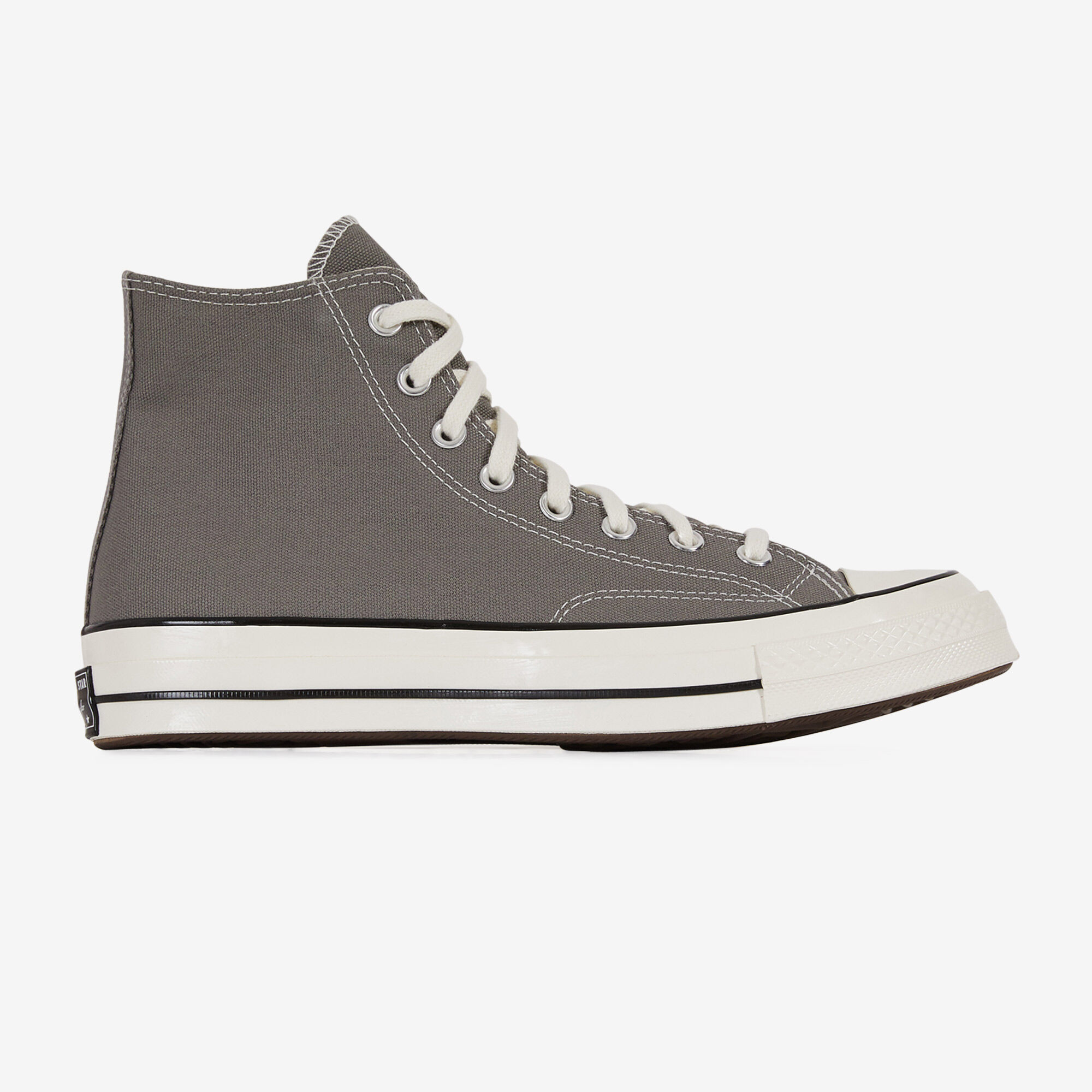 Vente privee converse en cours sales