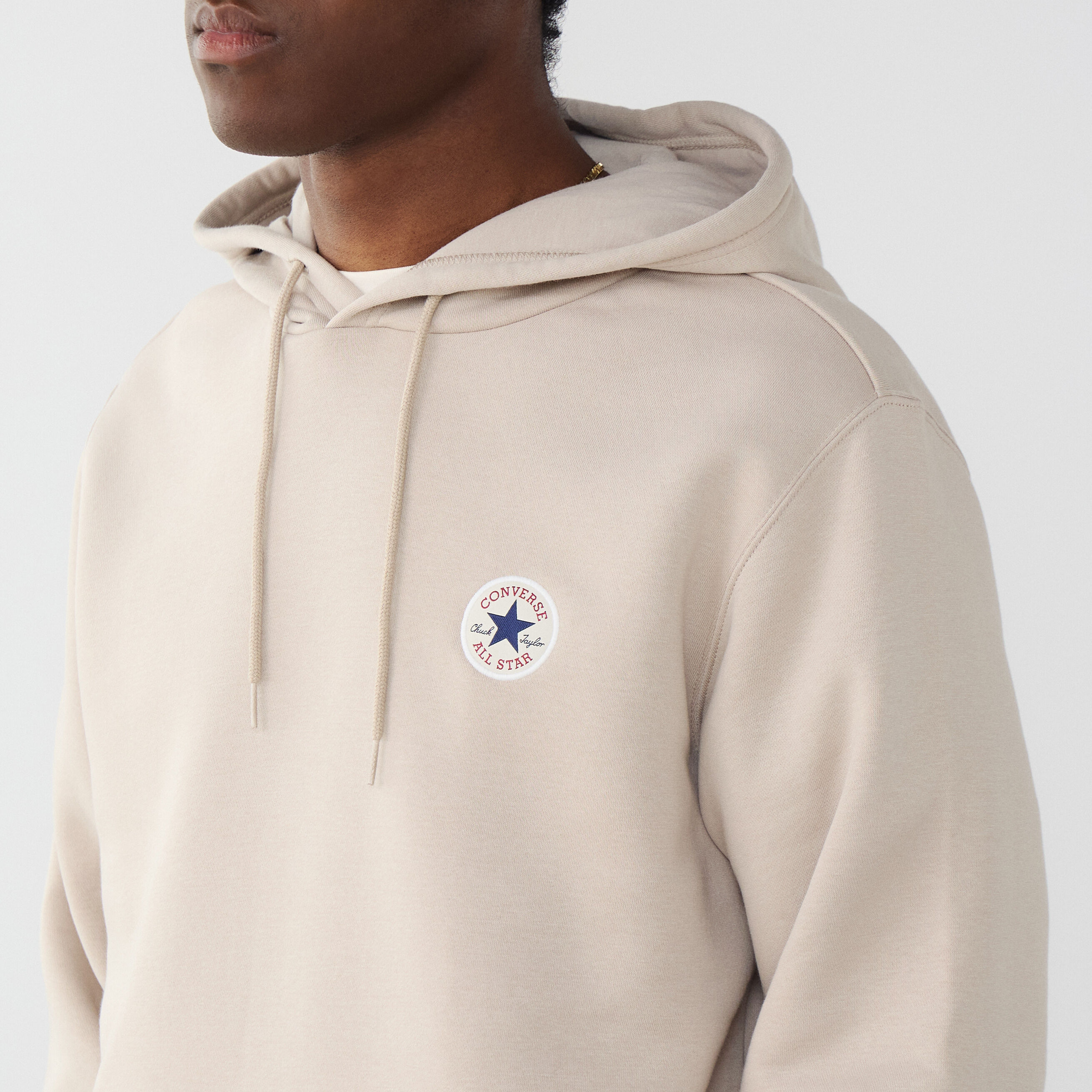 CONVERSE HOODIE CHUCK TAYLOR PATCH BEIGE SWEATSHIRTS MEN Courir