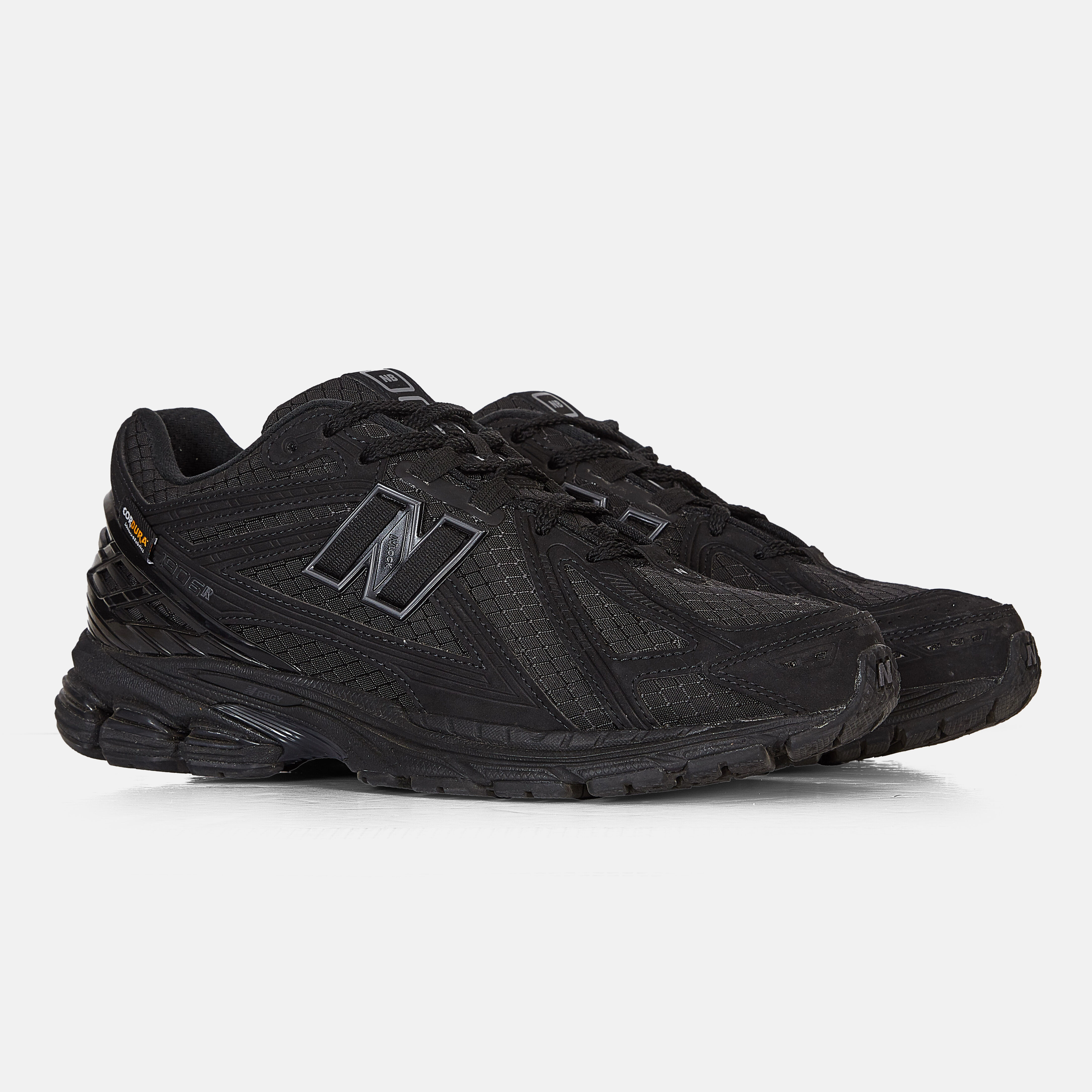 New balance Sneakers Baskets Streetwear Courir