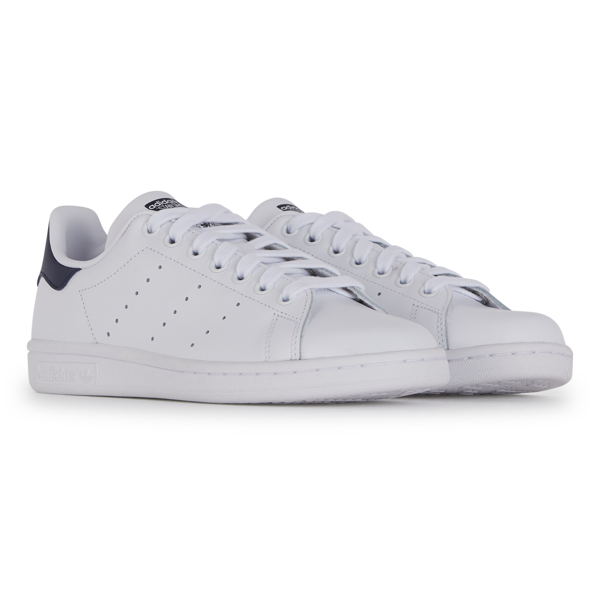stan smith blanche et grise
