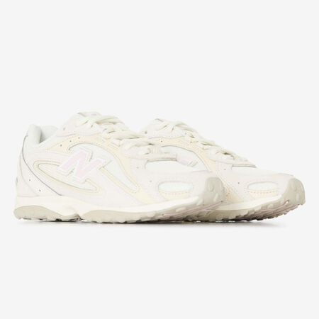 NEW BALANCE 204L 204 OFF-WHITE/PINK WOMEN