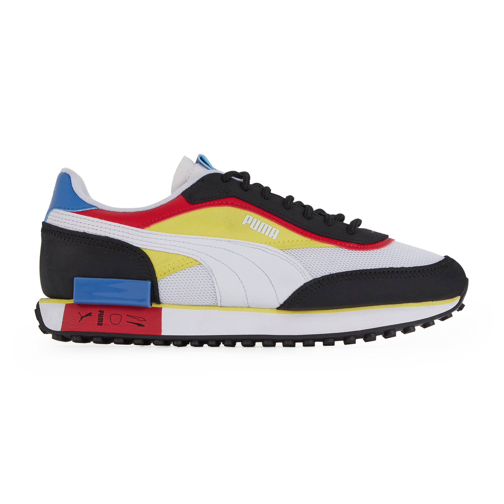 puma noir rouge blanc