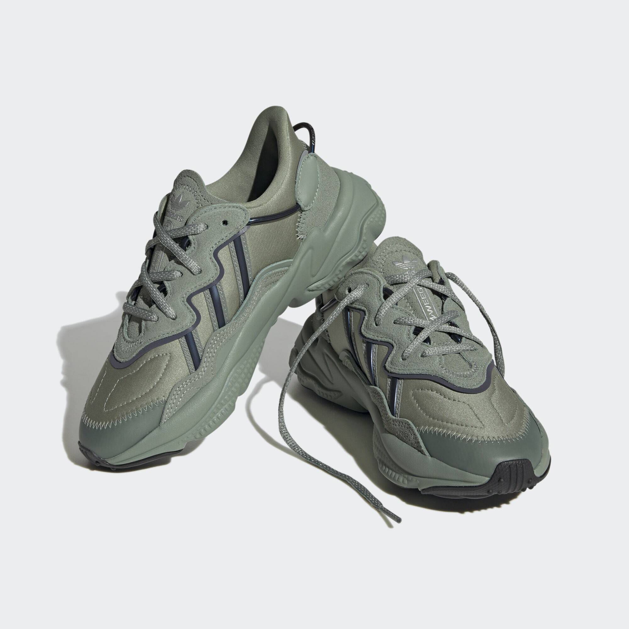 Courir ozweego top