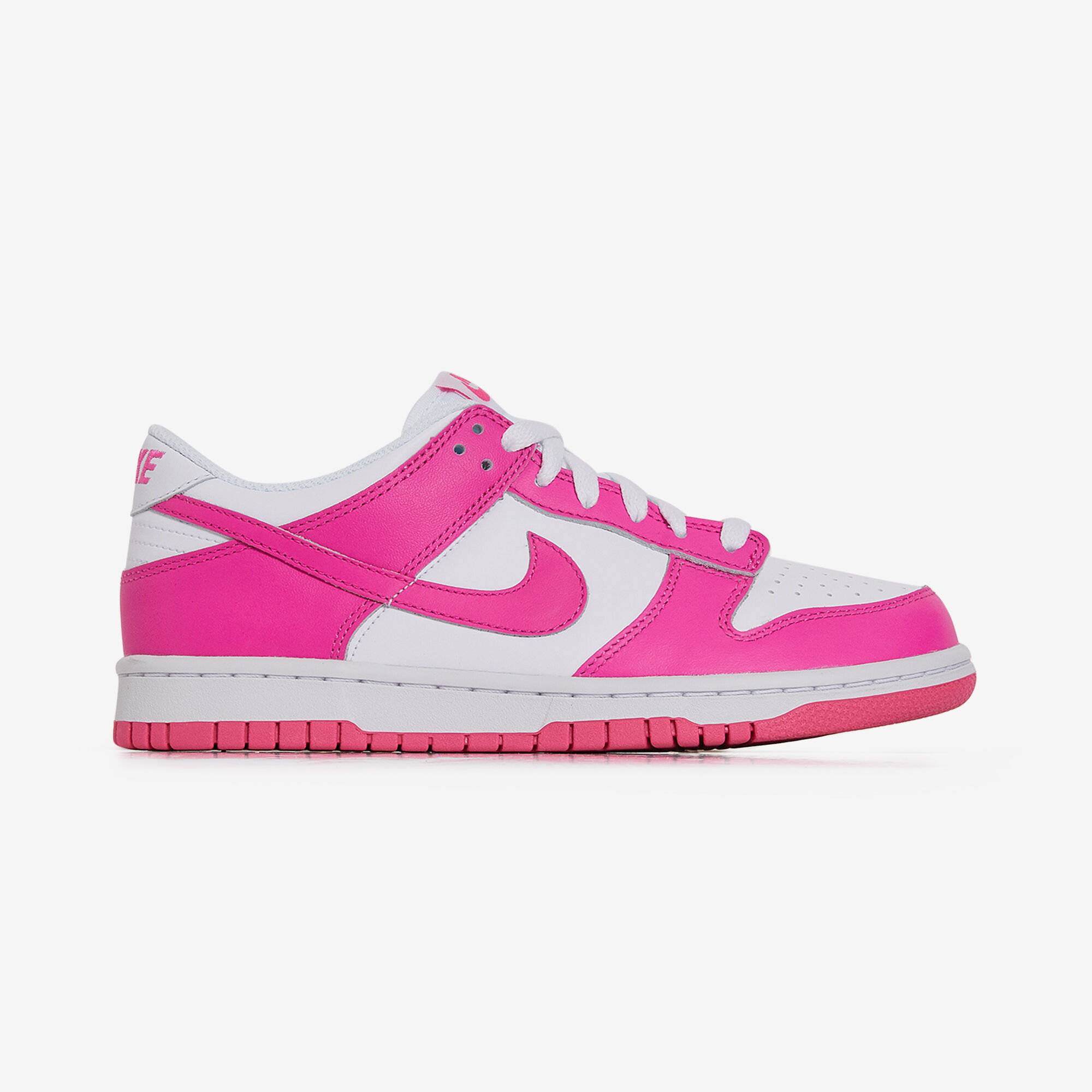 NIKE DUNK LOW SNEAKERS ENFANT ROSE BLANC LACETS Courir