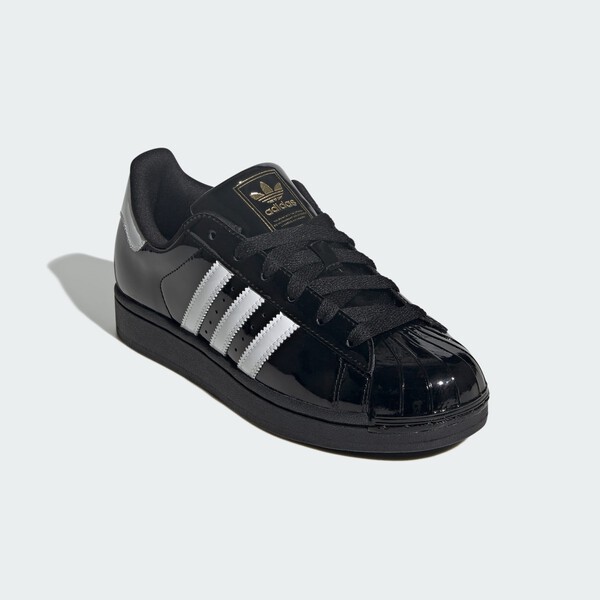 Shoes Superstar Blanche Et Noir Brillant Chaussures Et Baskets