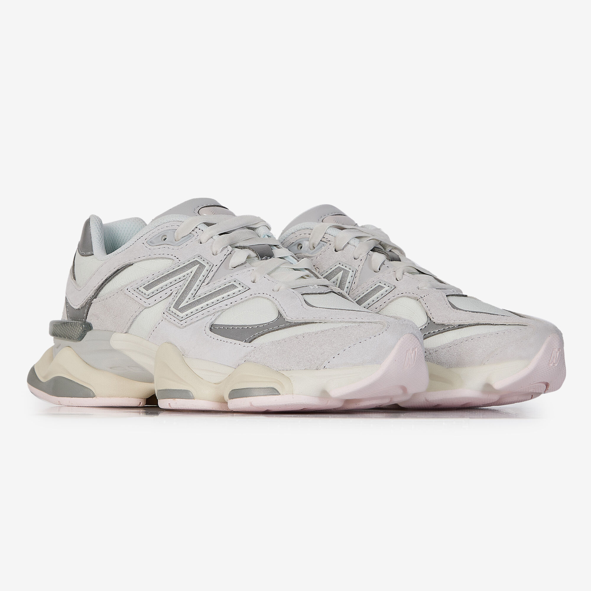 9060  Gris