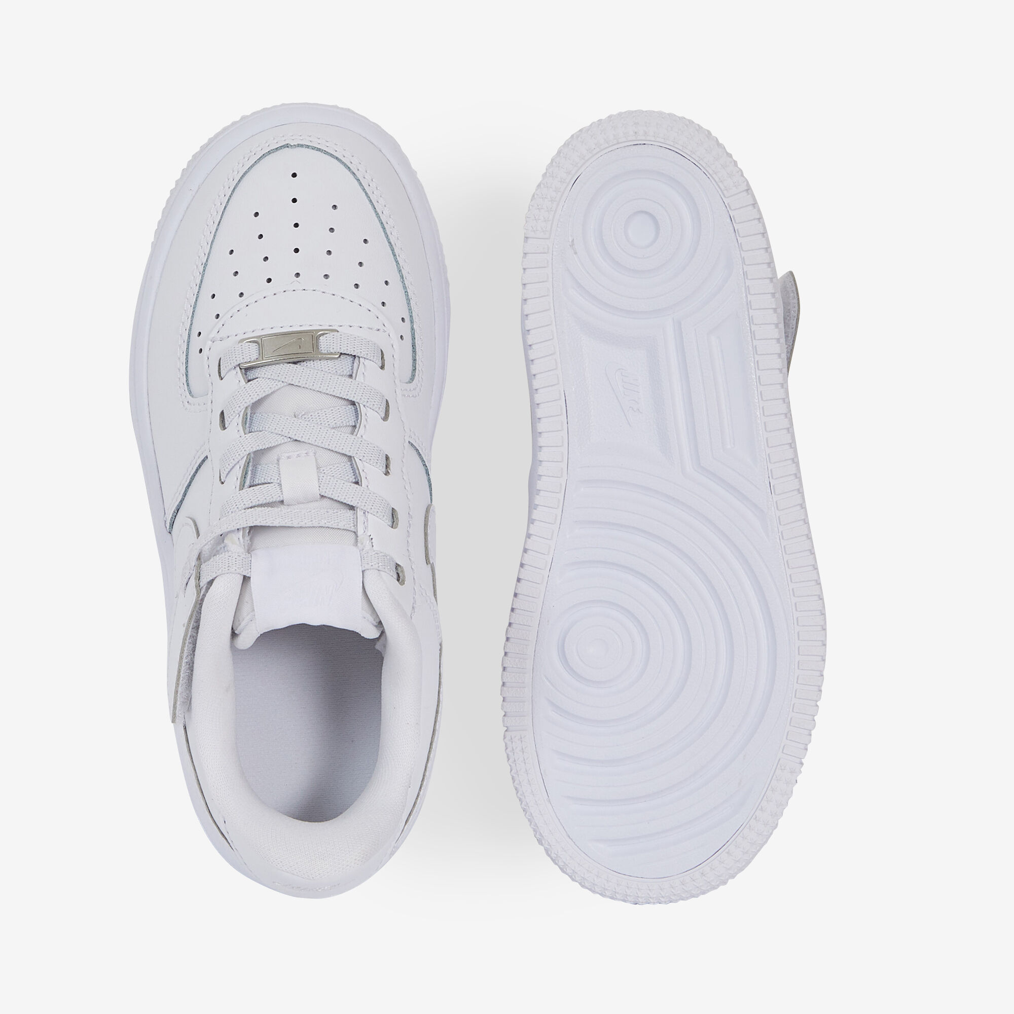 NIKE AIR FORCE 1 LOW CF SNEAKERS ENFANT BLANC SCRATCH Courir