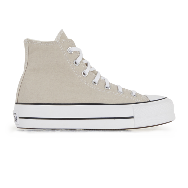 Beige top chuck taylors