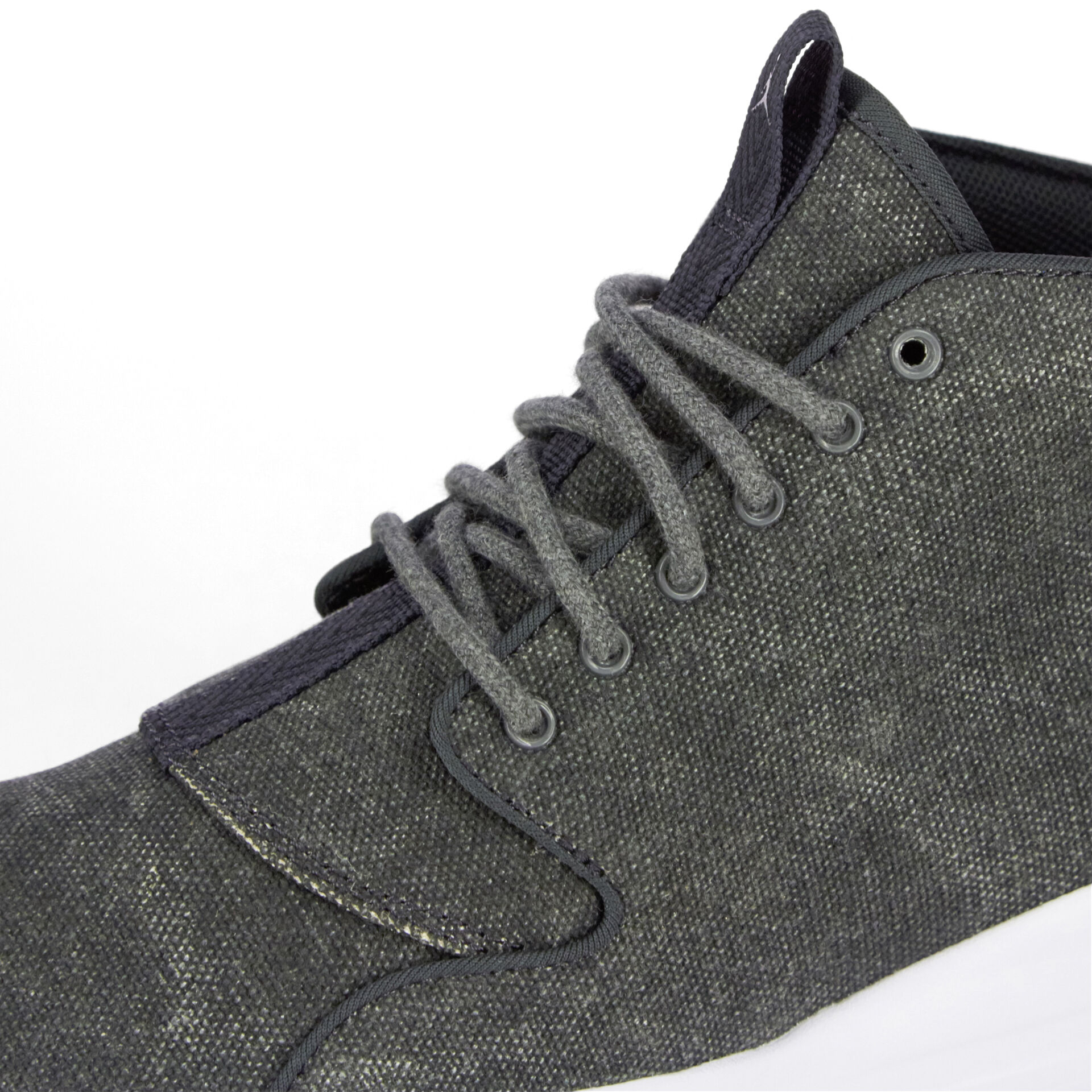 jordan eclipse noir courir