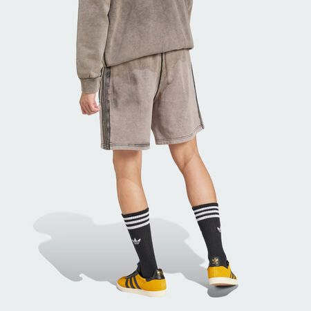 ADIDAS ORIGINALS Premium Essentials Retro Washed Shorts Grey MEN