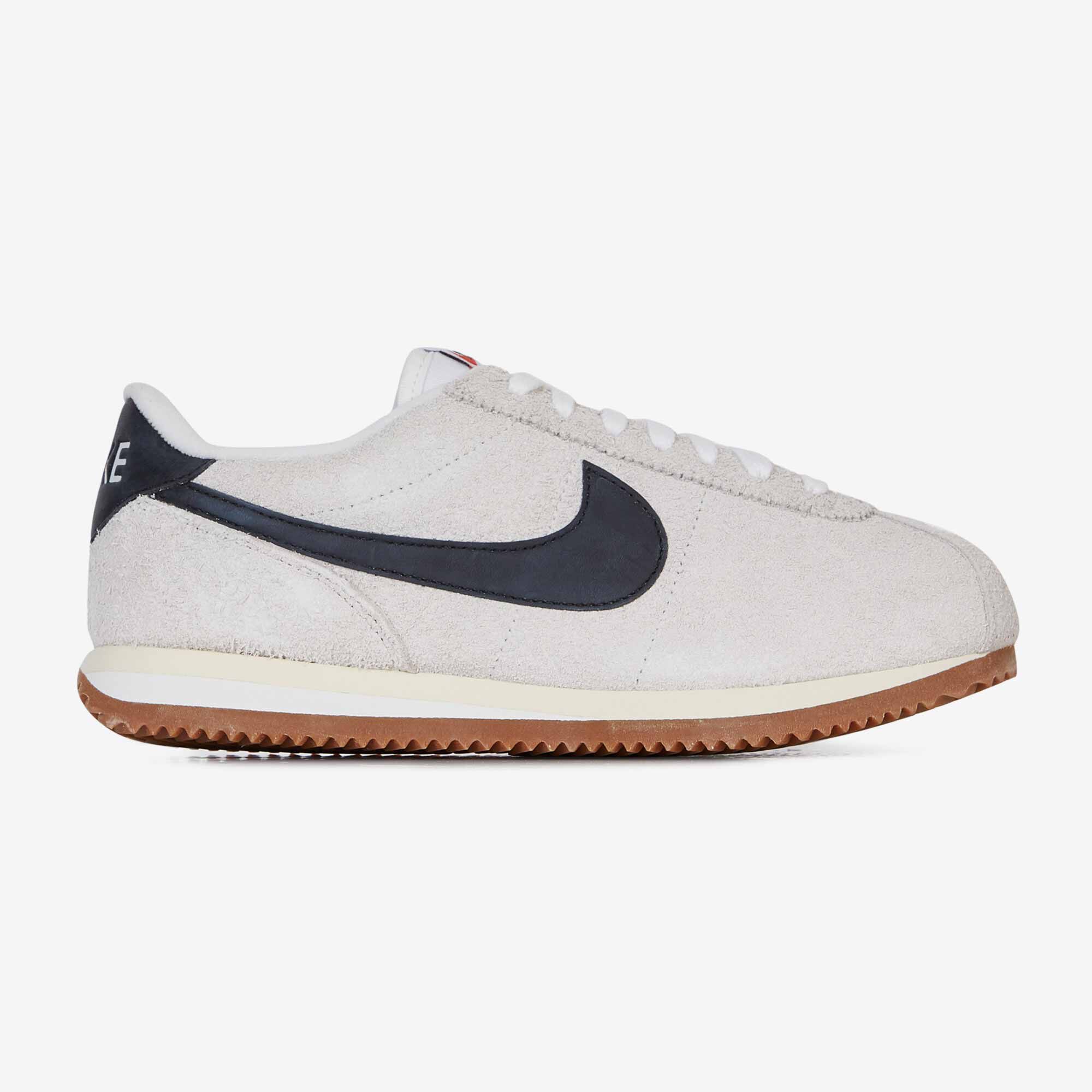 Nike cortez sneakers and clothing Courir