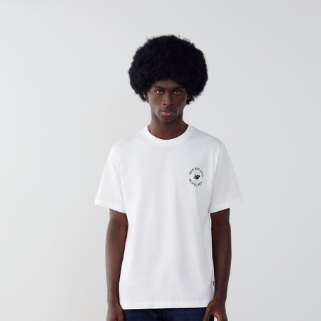 NEW BALANCE TEE SHIRT CHEST LOGO WHITE/BLACK MEN