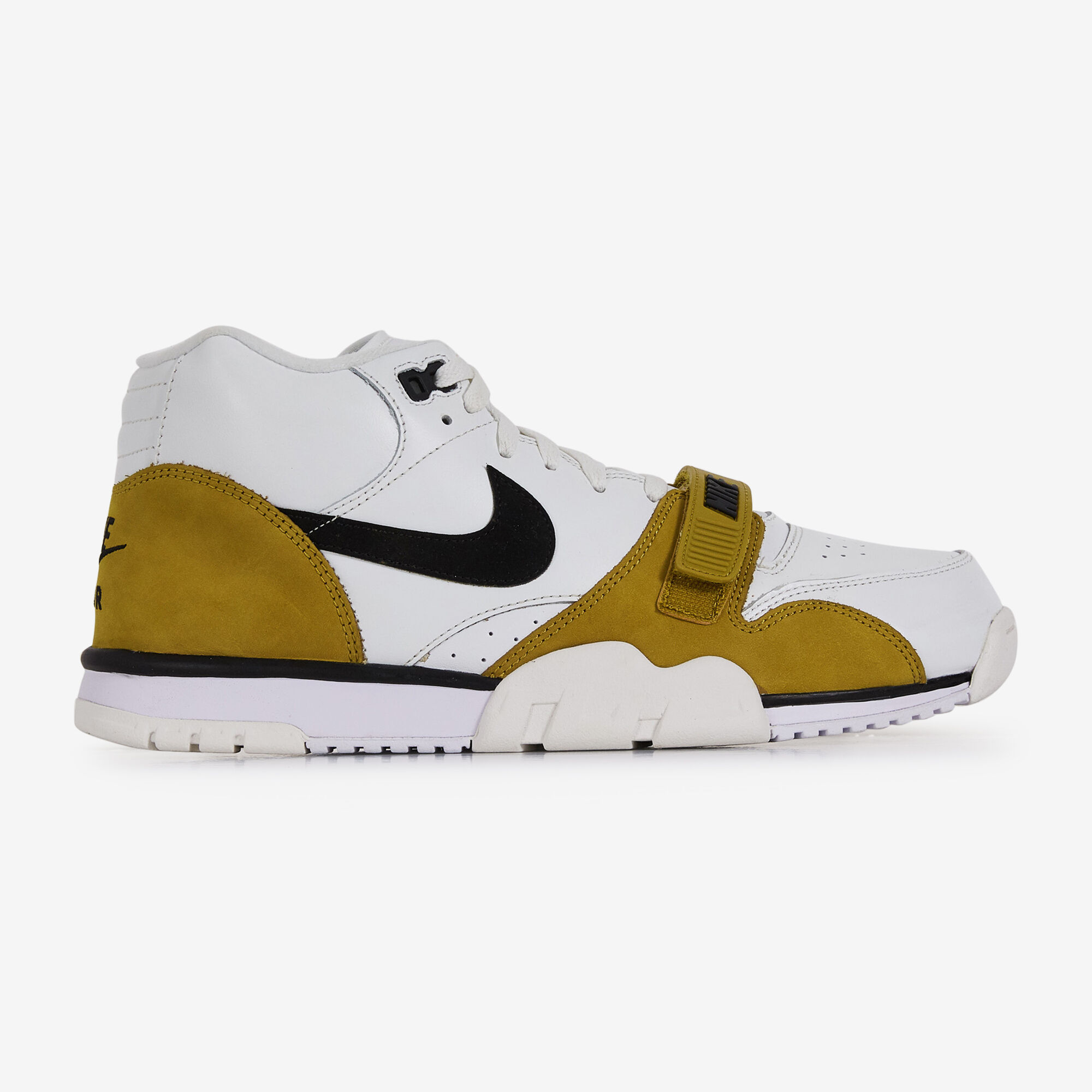 Nike avec scratch top