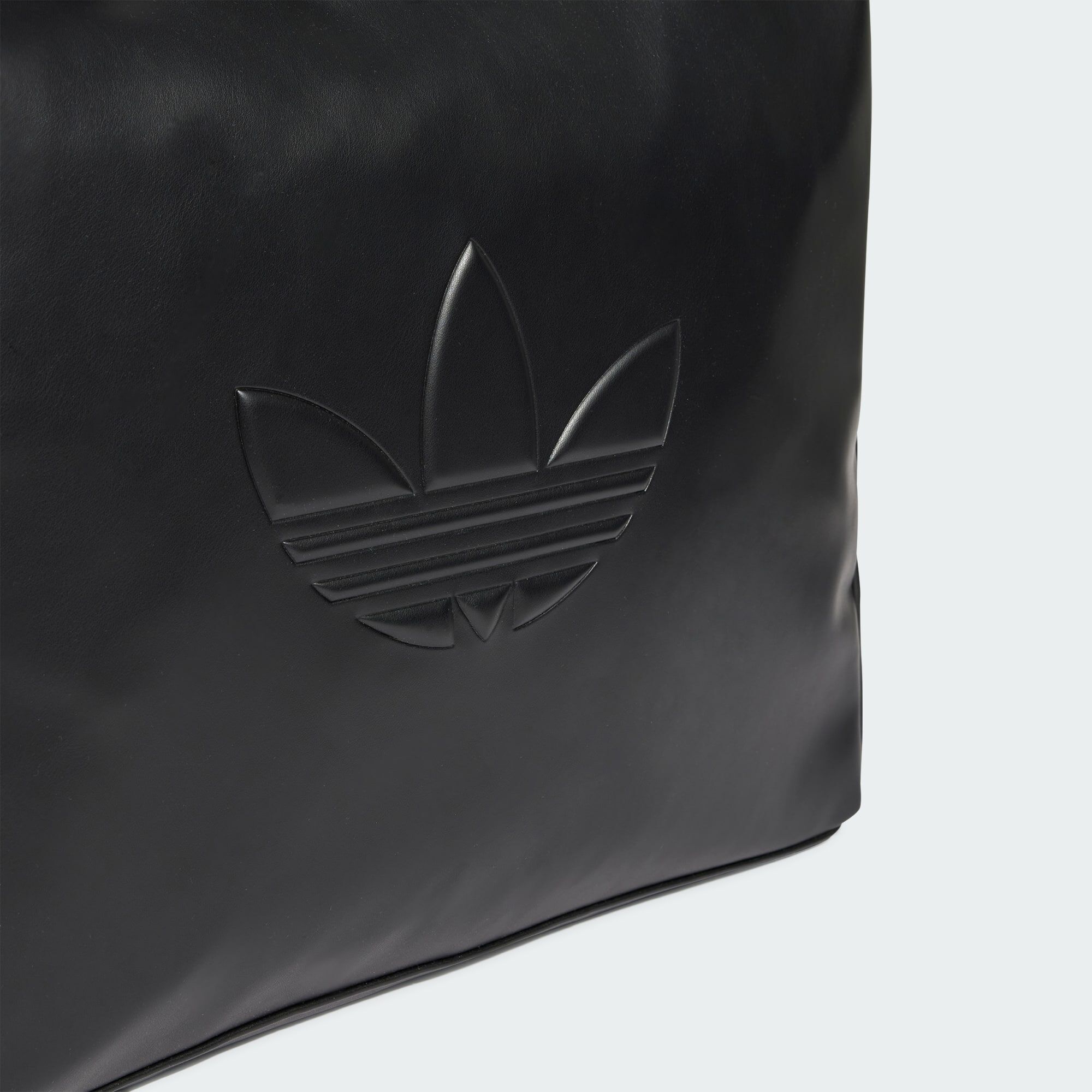 【adidas】Polyurethane Outline Trefoil Shopper Bag/JC6000 Polyurethane Shopper Bag Outline Trefoil - Black | adidas