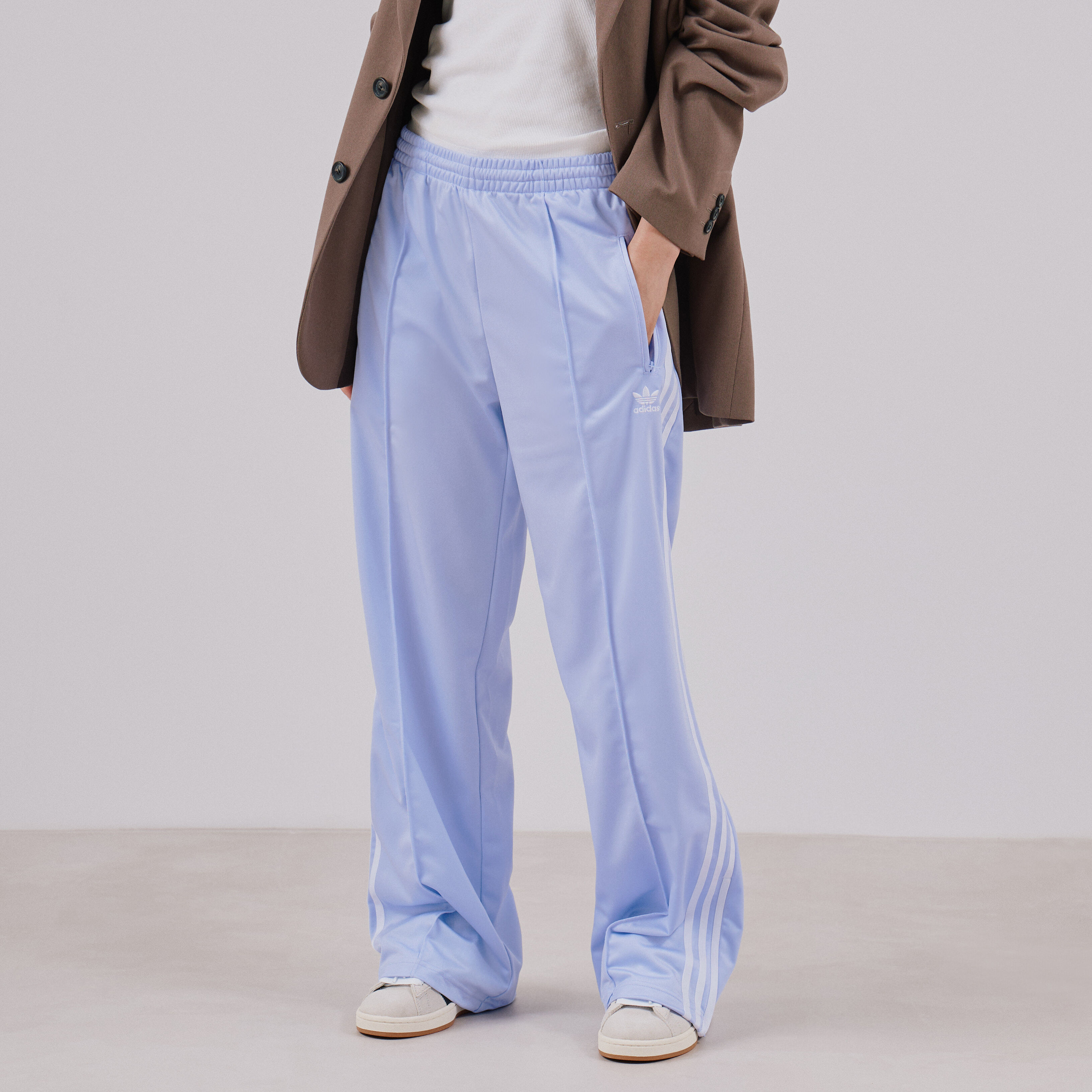 ADIDAS ORIGINALS PANT JOGGER WIDE LEG FIREBIRD VIOLET PANTALON FEMME Courir