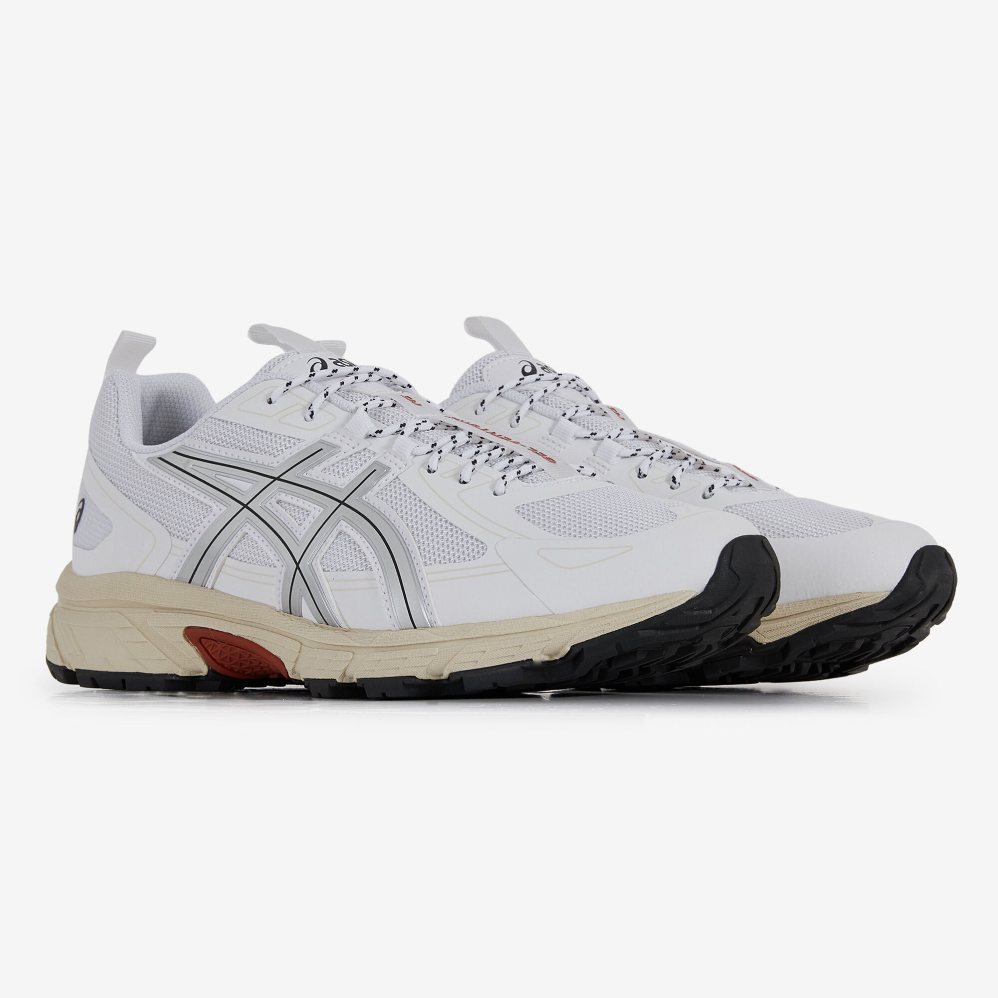 Asics chaussures shop soldes