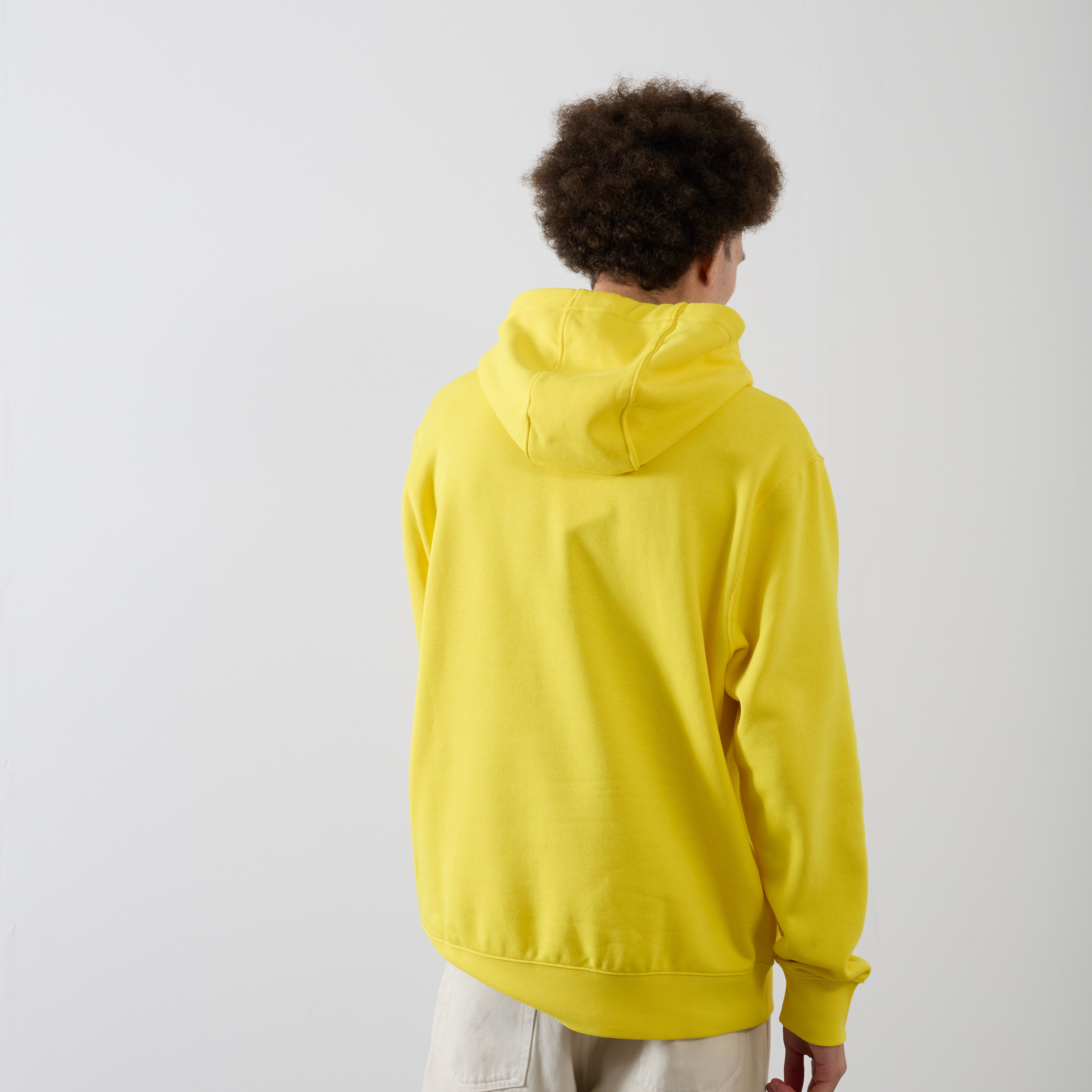NIKE HOODIE CLUB SMALL LOGO SWEAT HOMME JAUNE Courir