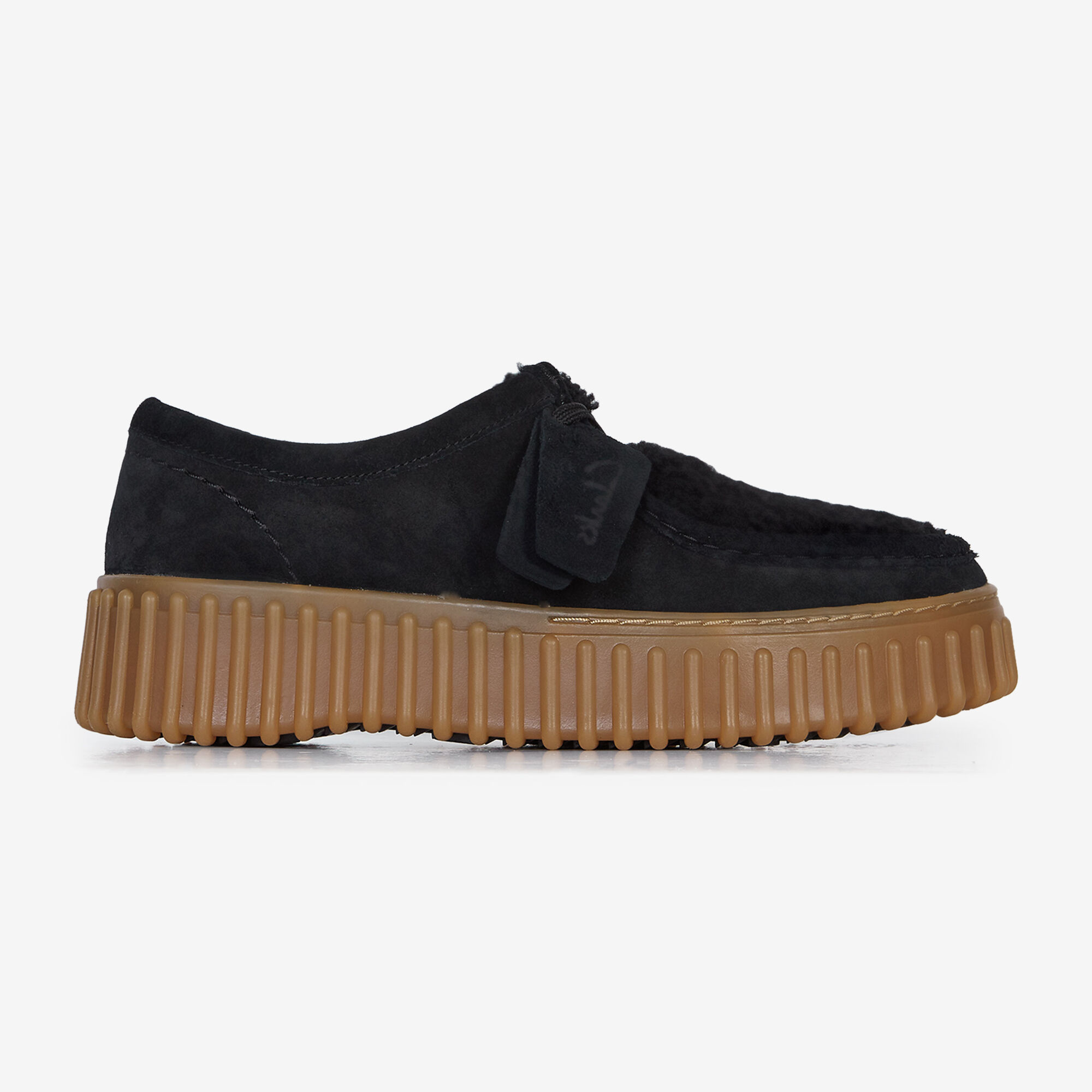 Les soldes debuteront le 8 Janvier Baskets et sneakers CLARKS Courir