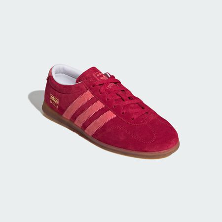 ADIDAS ORIGINALS Chaussure Gazelle Lo Pro Team Victory Red / Gum / Gum FEMME
