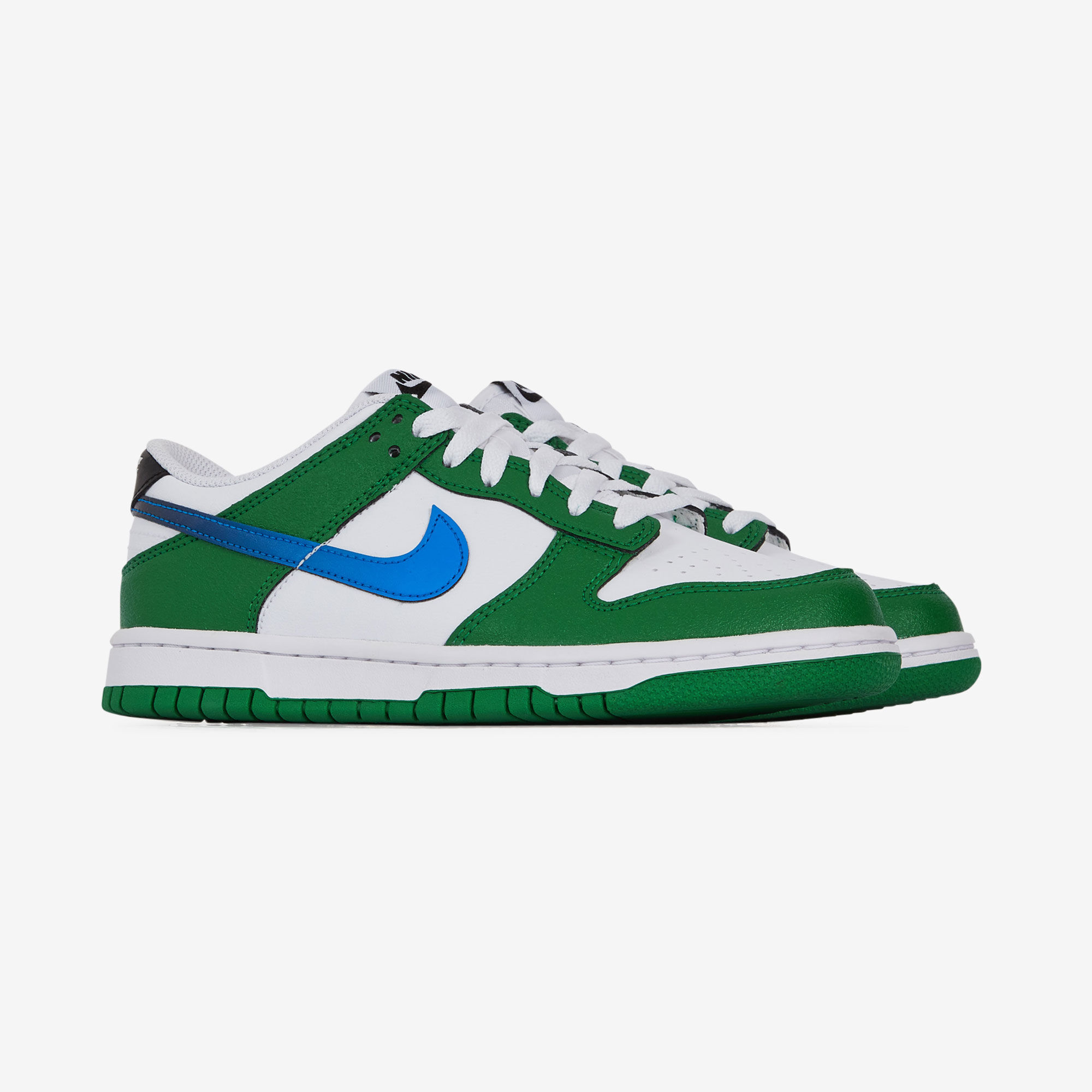 Nike DUNK Sneakers Baskets Streatwear Courir