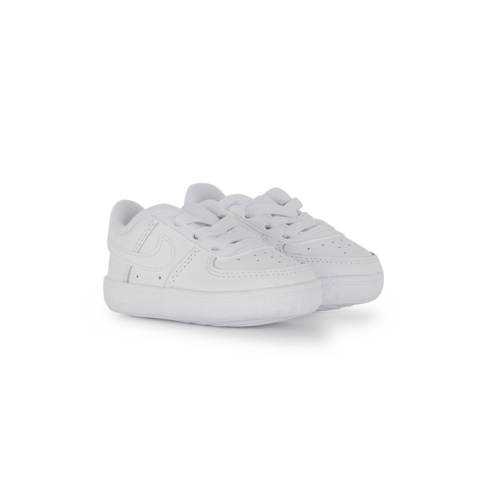 air force 1 bebe blanche Cinosural International School