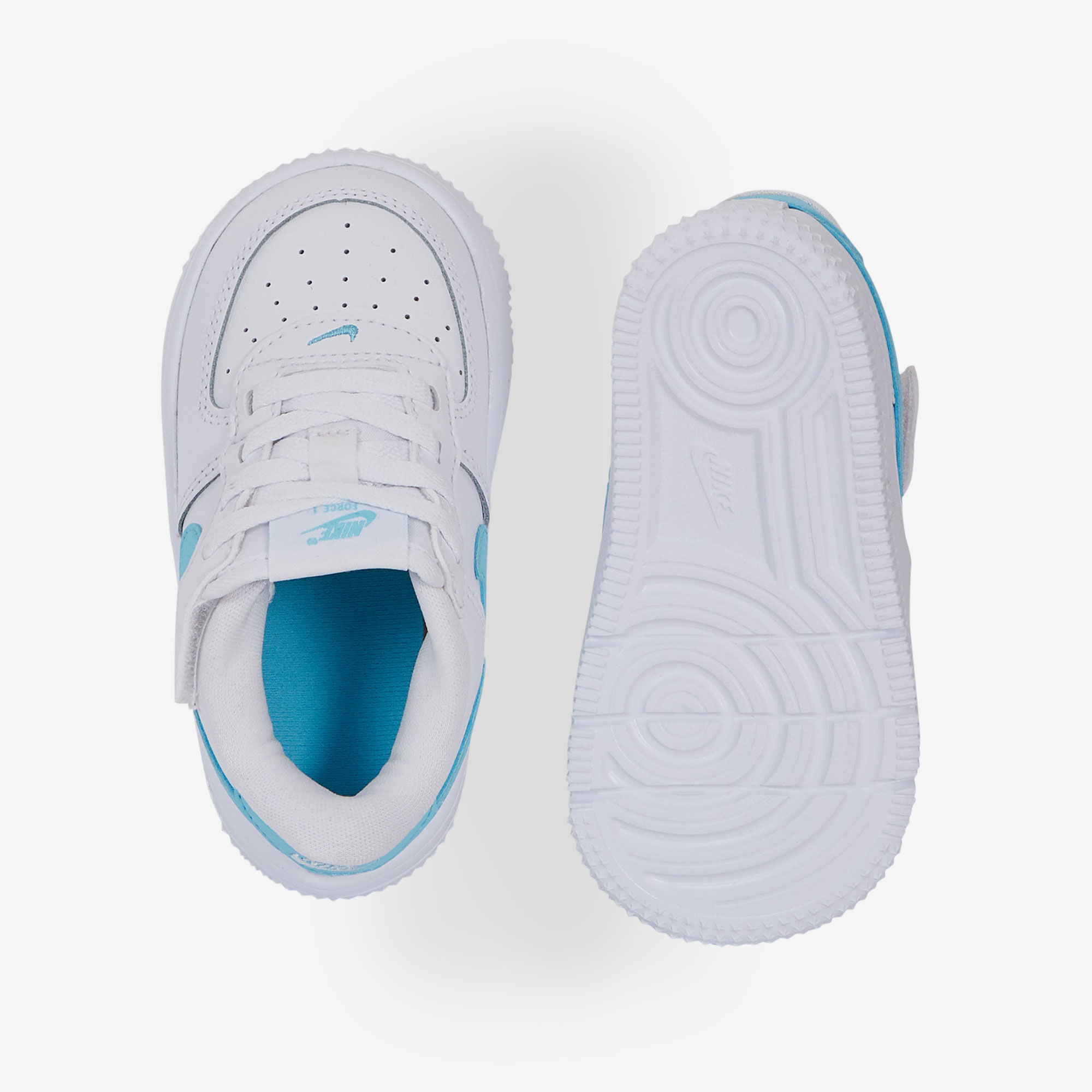 NIKE AIR FORCE 1 LOW CF SNEAKERS ENFANT BLANC BLEU SCRATCH Courir