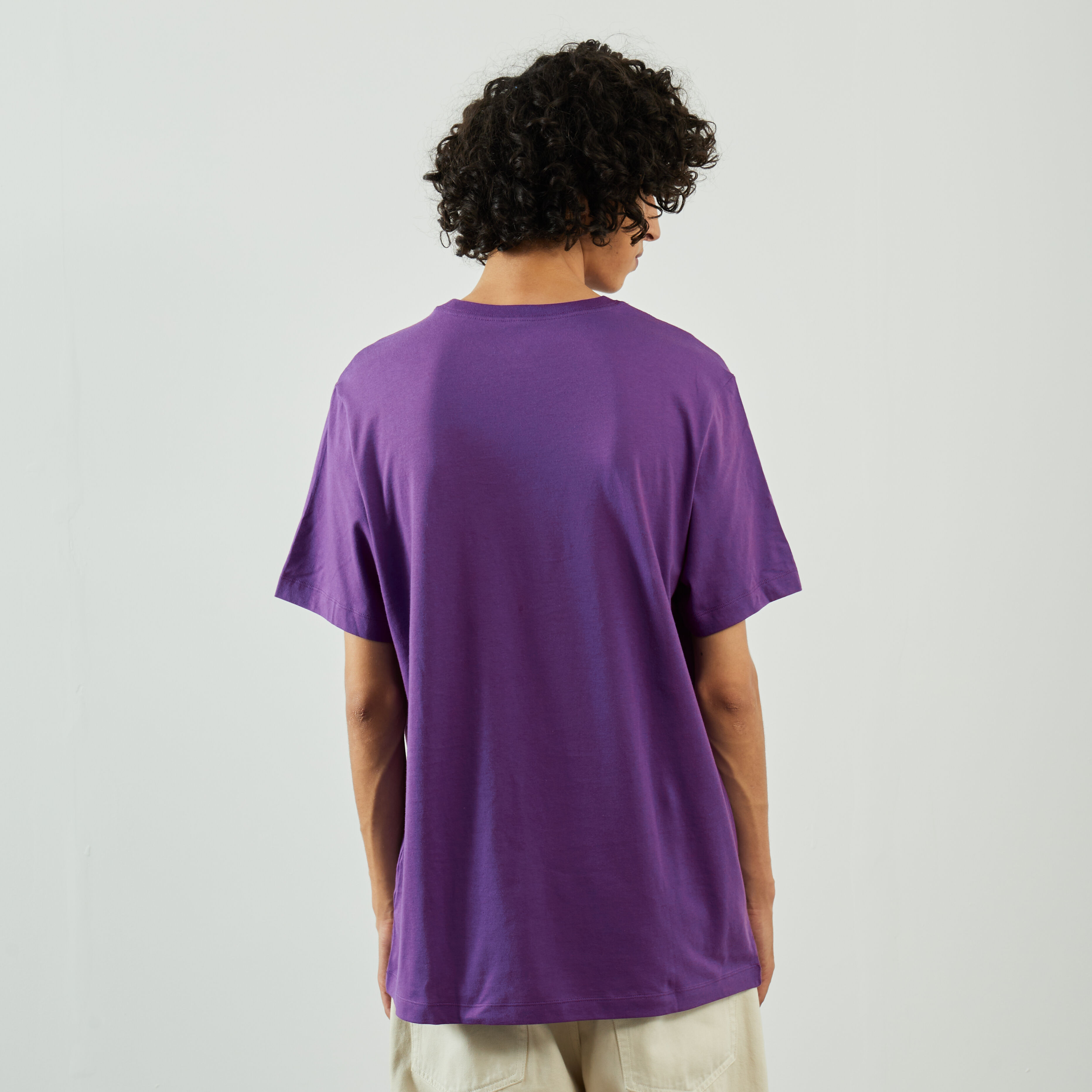 Tee shirt clearance nike violet