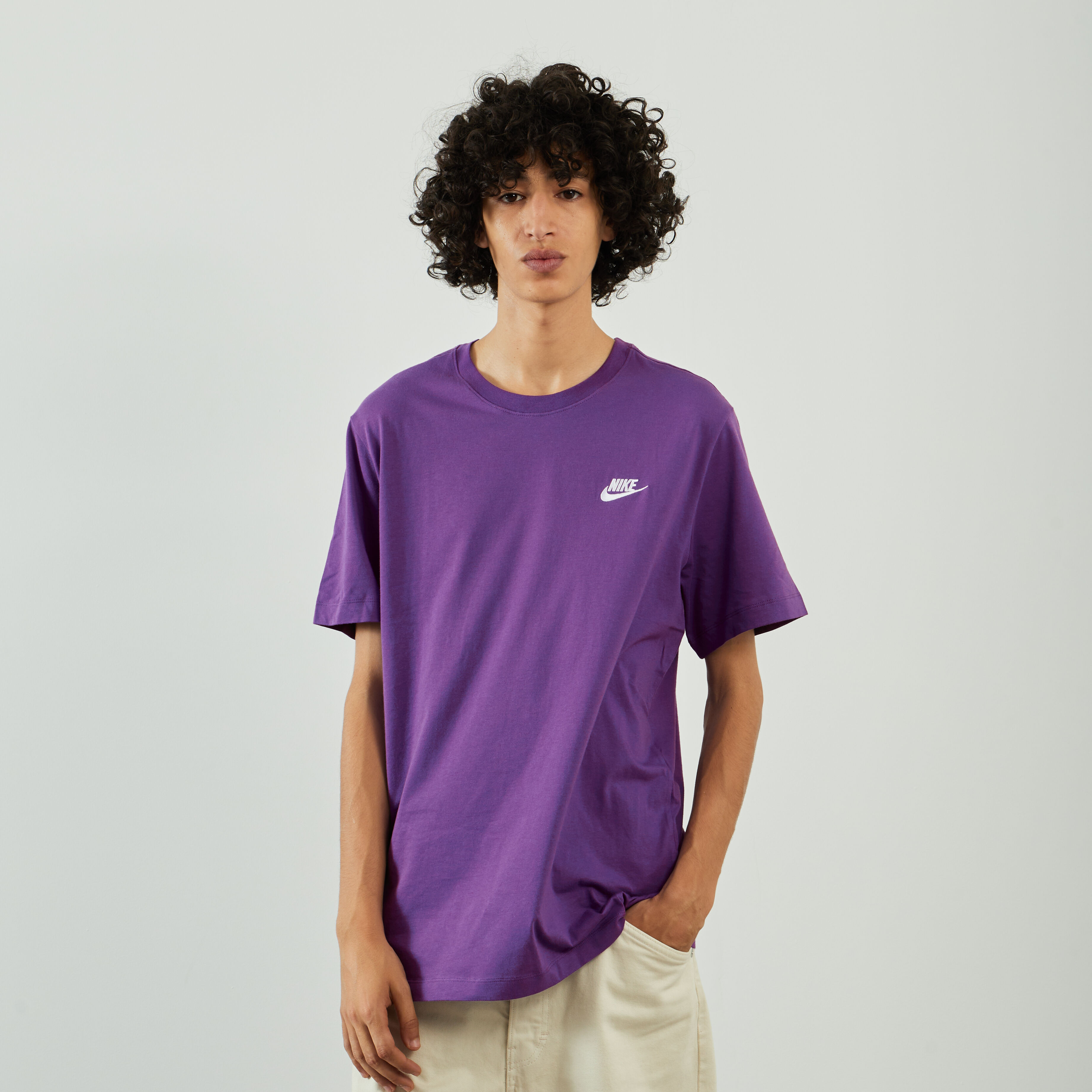 White and sales purple nike shirt
