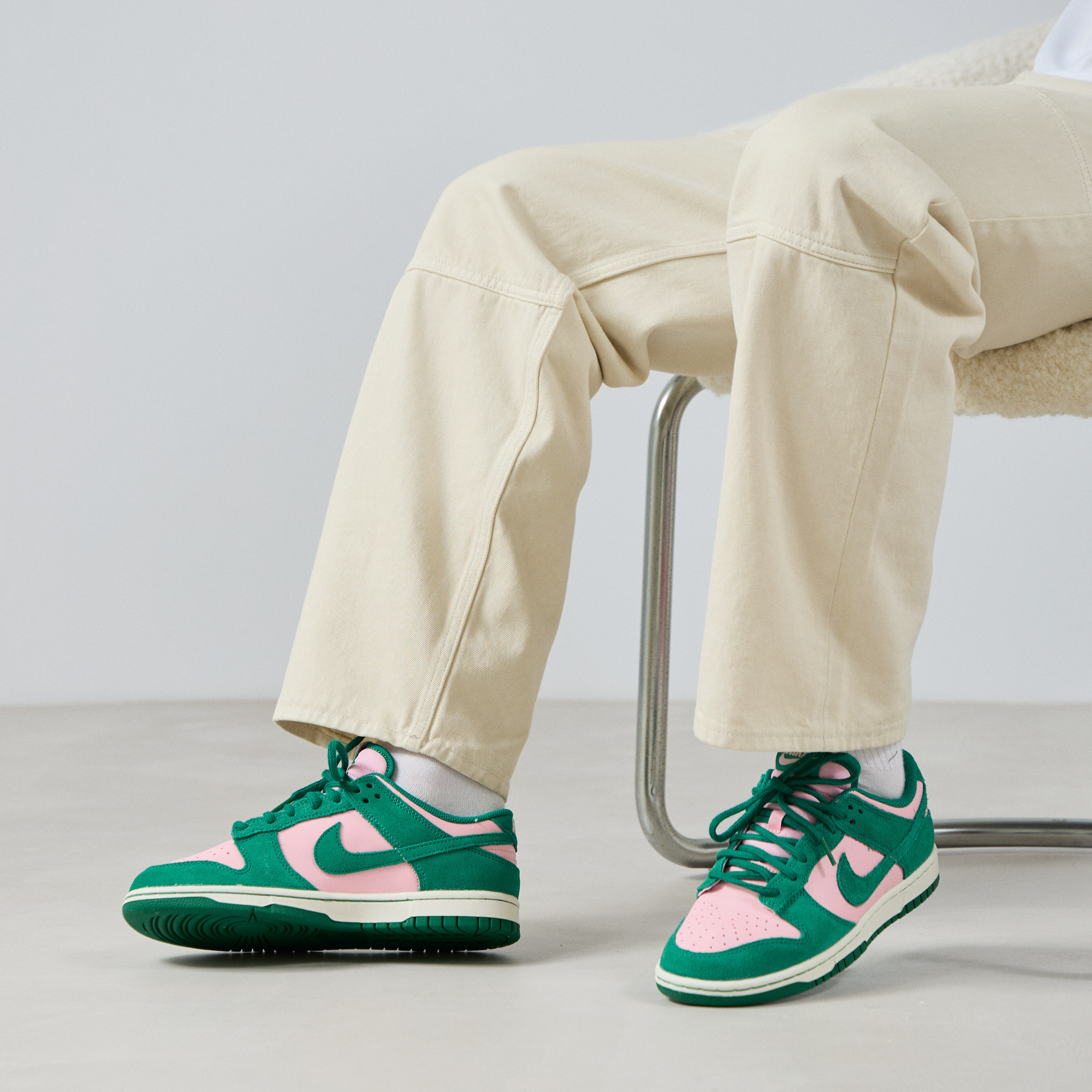 NIKE DUNK LOW SNEAKERS HOMME VERT ROSE LACETS Courir