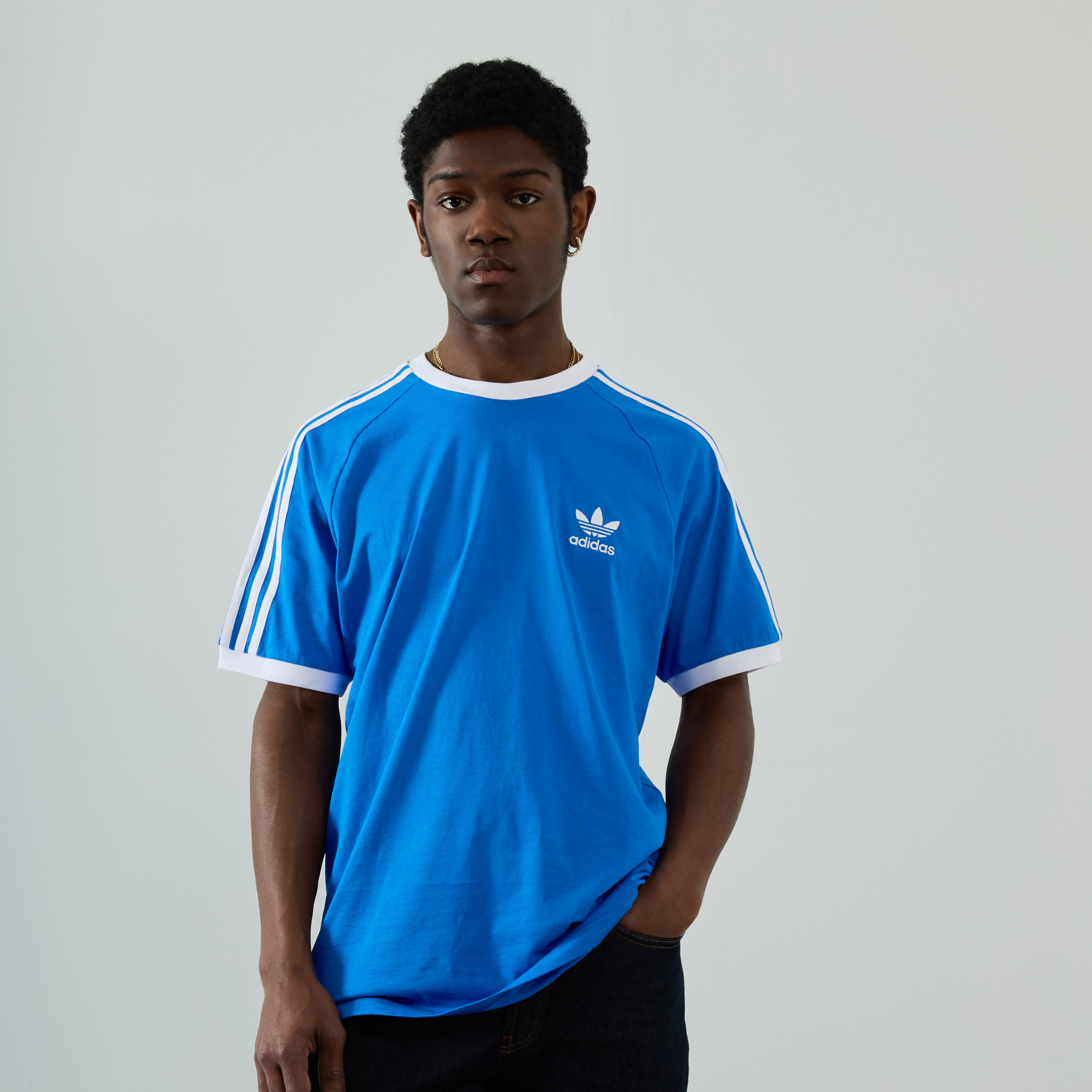 Light blue adidas originals t shirt online