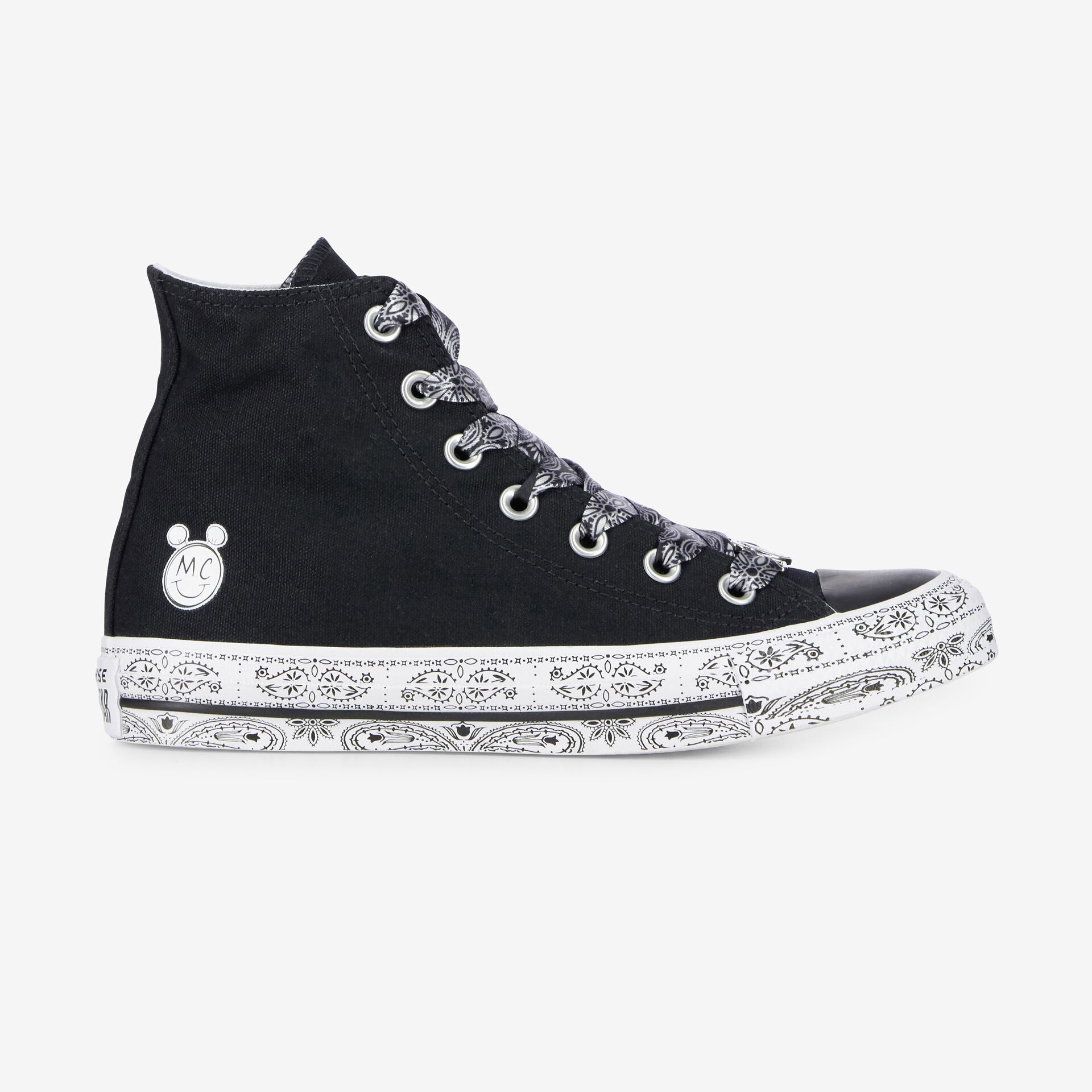 CHUCK TAYLOR ALL STAR CLASSIC HI BANDANA CHUCK TAYLOR ALL STAR CLASSIC HI BANDANA