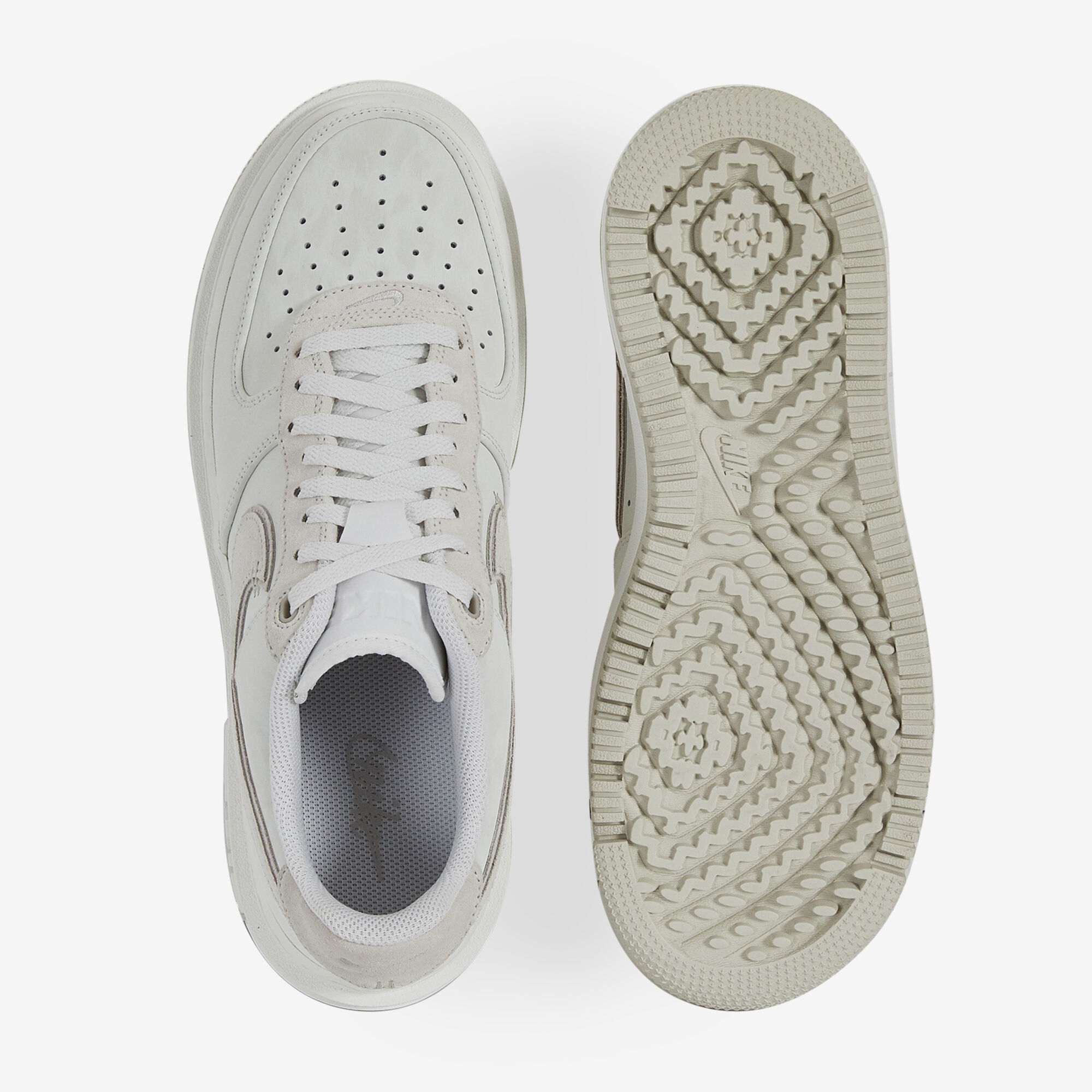 NIKE AIR FORCE 1 LUXE SNEAKERS HOMME BLANC GRIS LACETS Courir