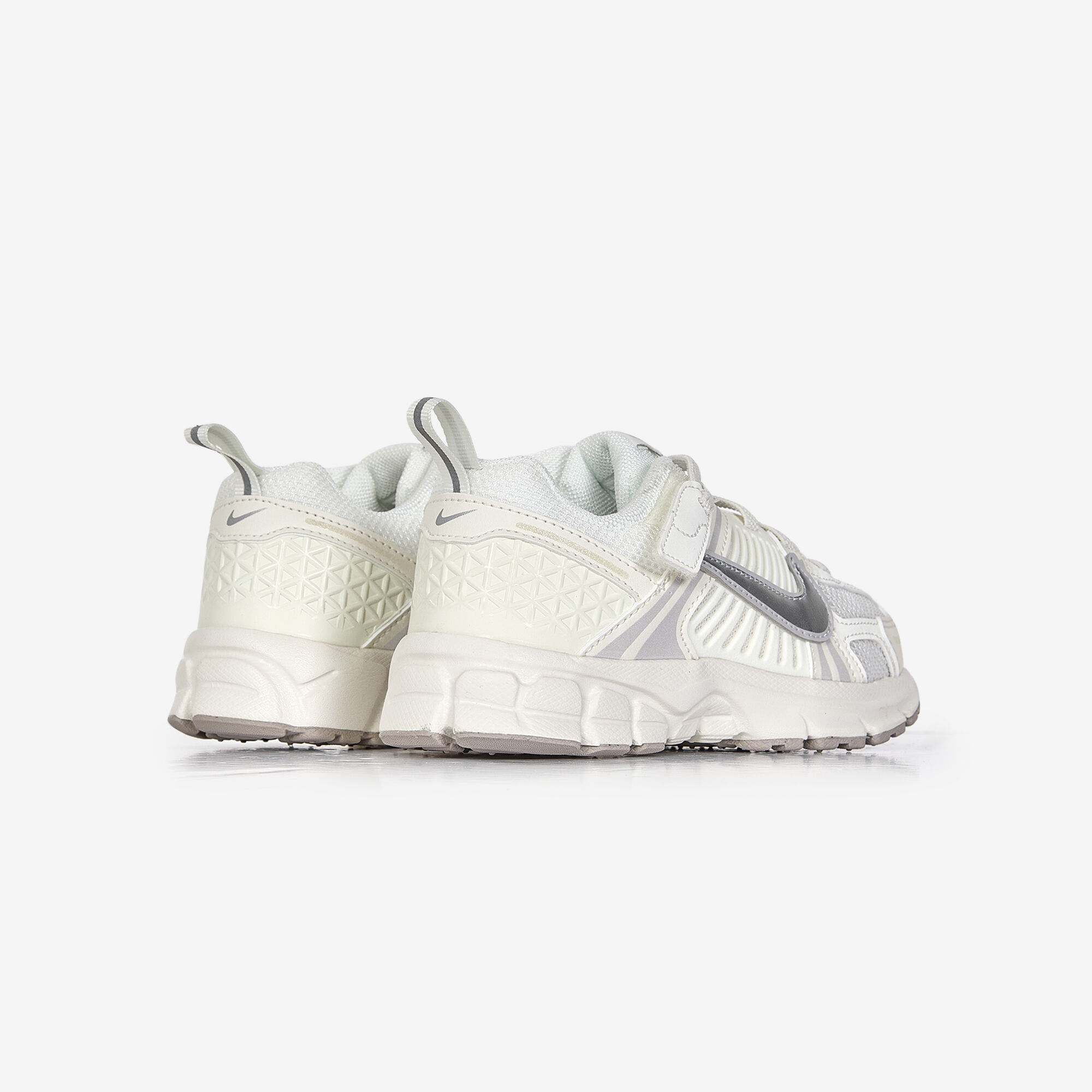 Vomero 5 Cf Enfant - vue 4