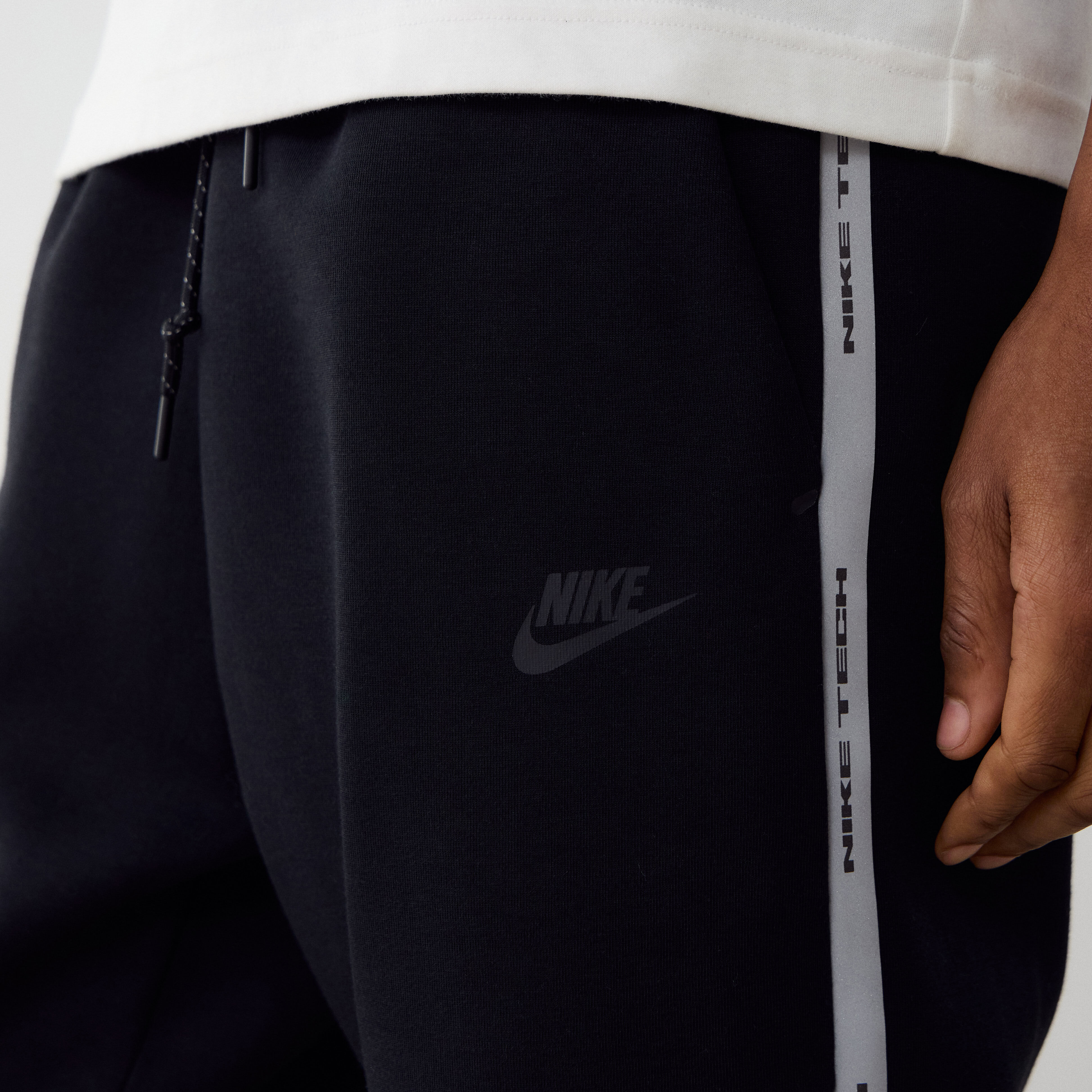 tech fleece reflective pant