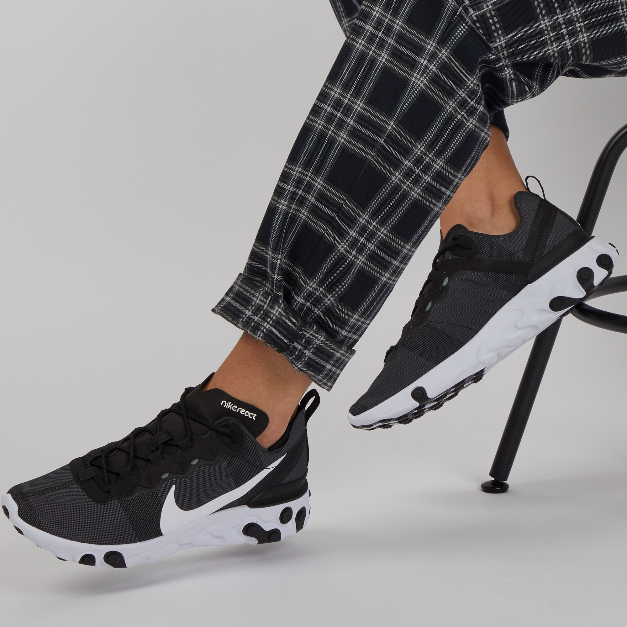 nike react element 87 courir